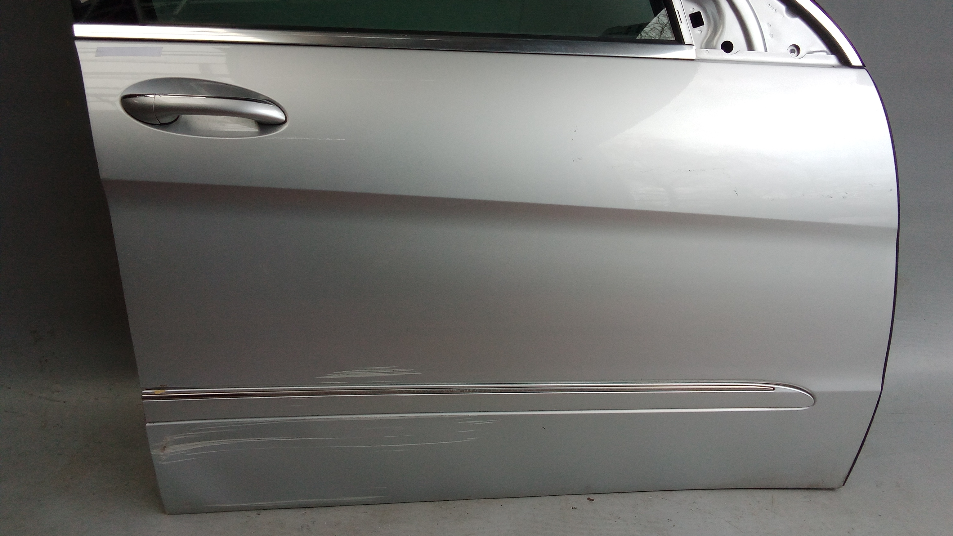 A2517200805 775 Mercedes W251 R-Klasse Tür Vorne Rechts Iridiumsilber #R1