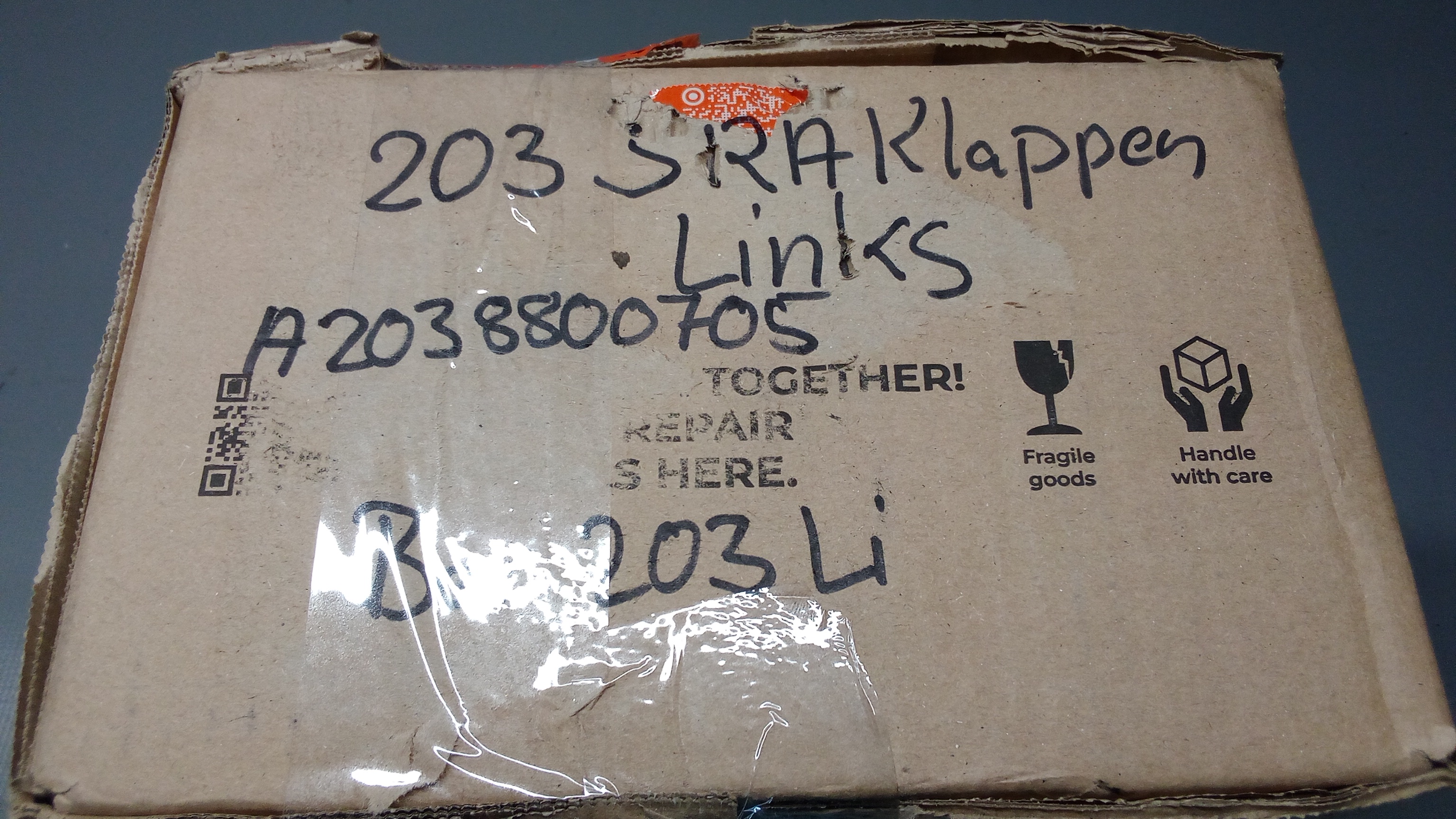 A2038800705 Mercedes W203 Abdeckung für SRA Scheinwerferreinigung Links