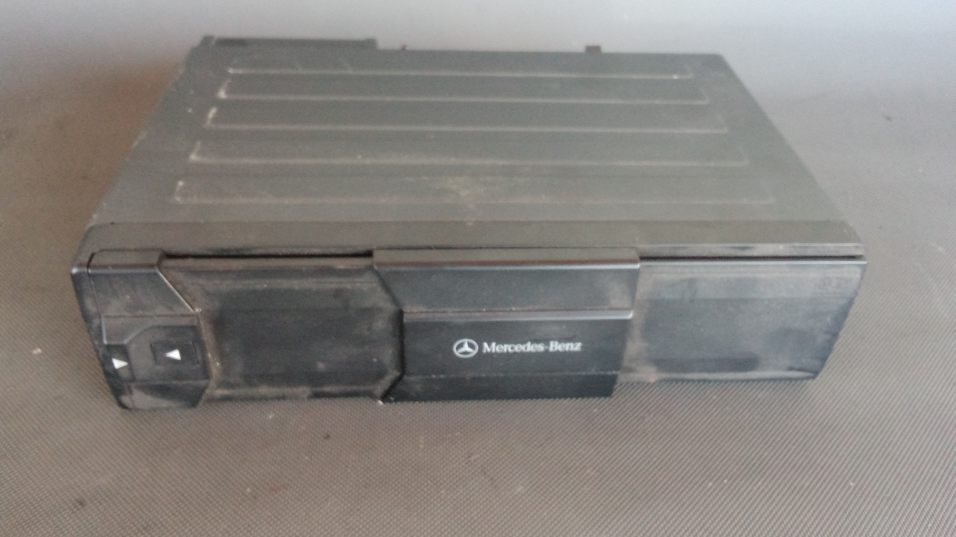 A0028207989 A0028206289 MC3198 Mercedes CD Wechsler + Magazin #22
