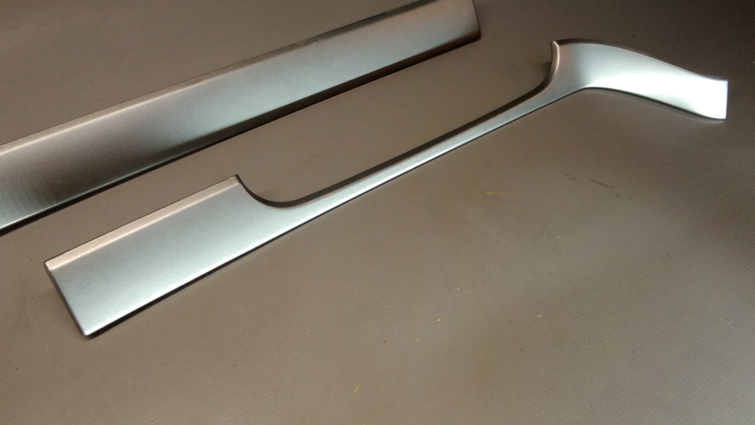 A6396890054 A6396890154 A6396891239 Mercedes W639 Vito Blende Verkleidung Silber #72