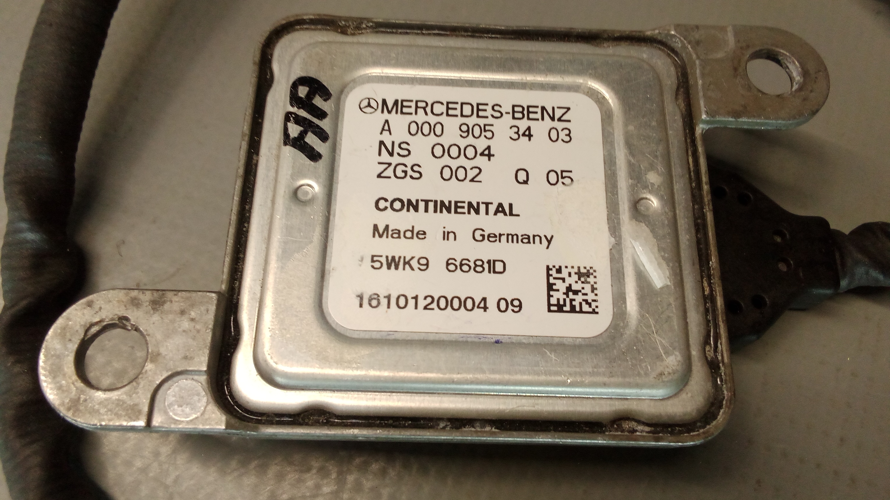 A0009053403 Mercedes-Benz NOX-Sensor W906 / W447 / W222 / W212