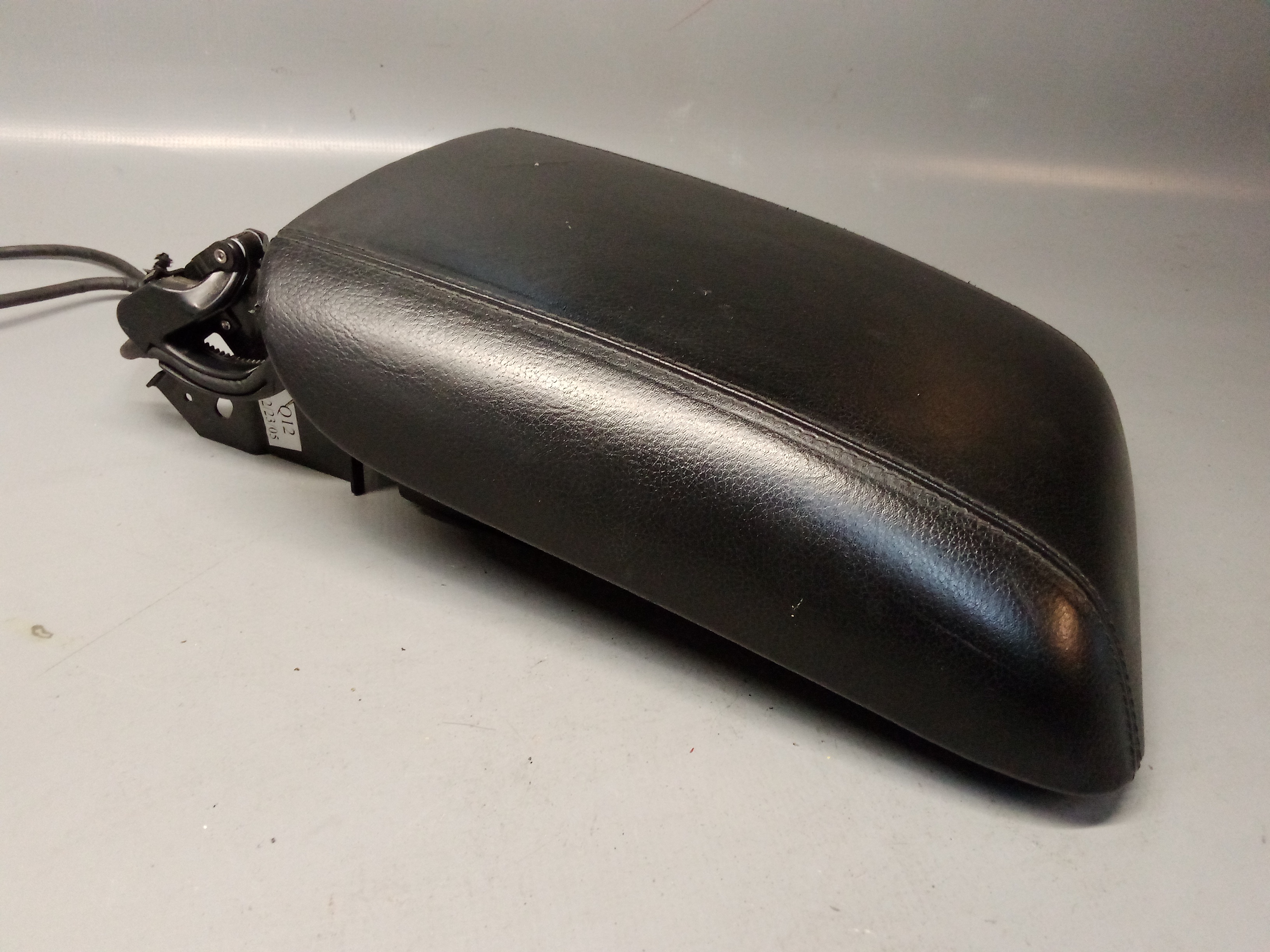 A2516801439 9D52 Mercedes-Benz W251 R-Klasse Mittelarmlehne Klappe Schwarz #25