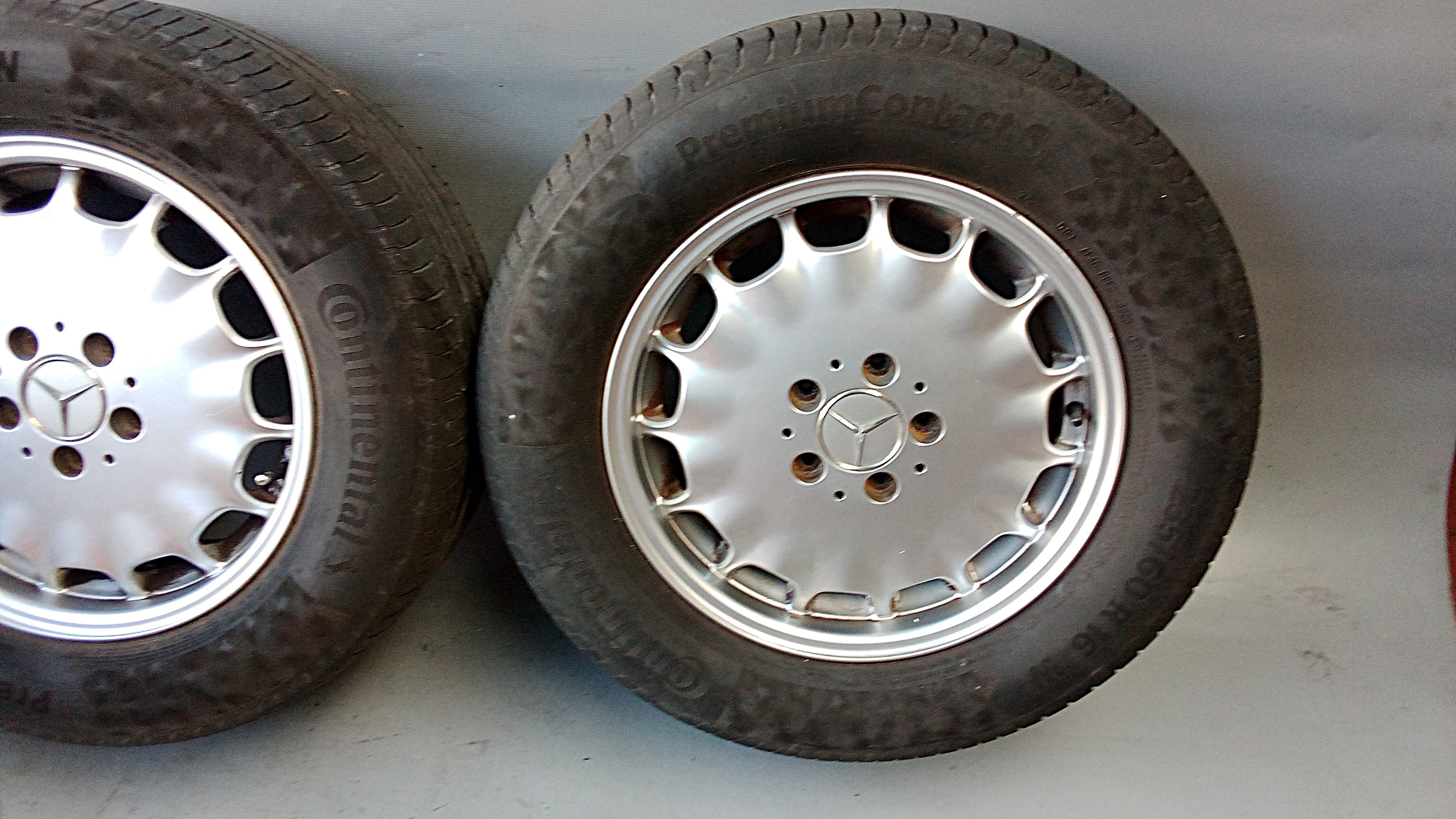 A1404011002 Mercedes W221 S-Klasse Alufelgen Sommerreifen 235 60 R16 100W #XG