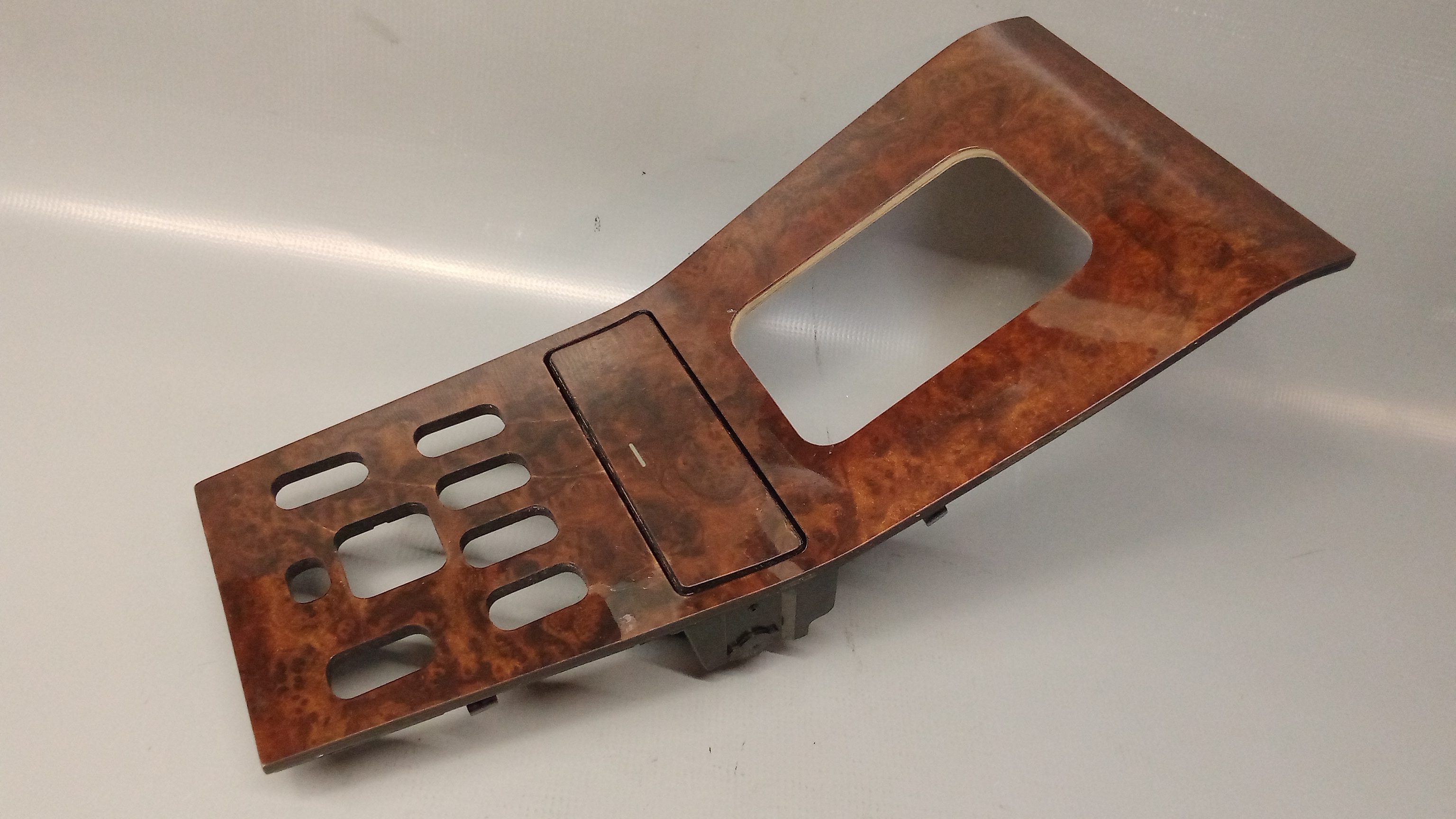 A1636830154 Mercedes W163 M-Klasse Verkleidung Mittelkonsole #H