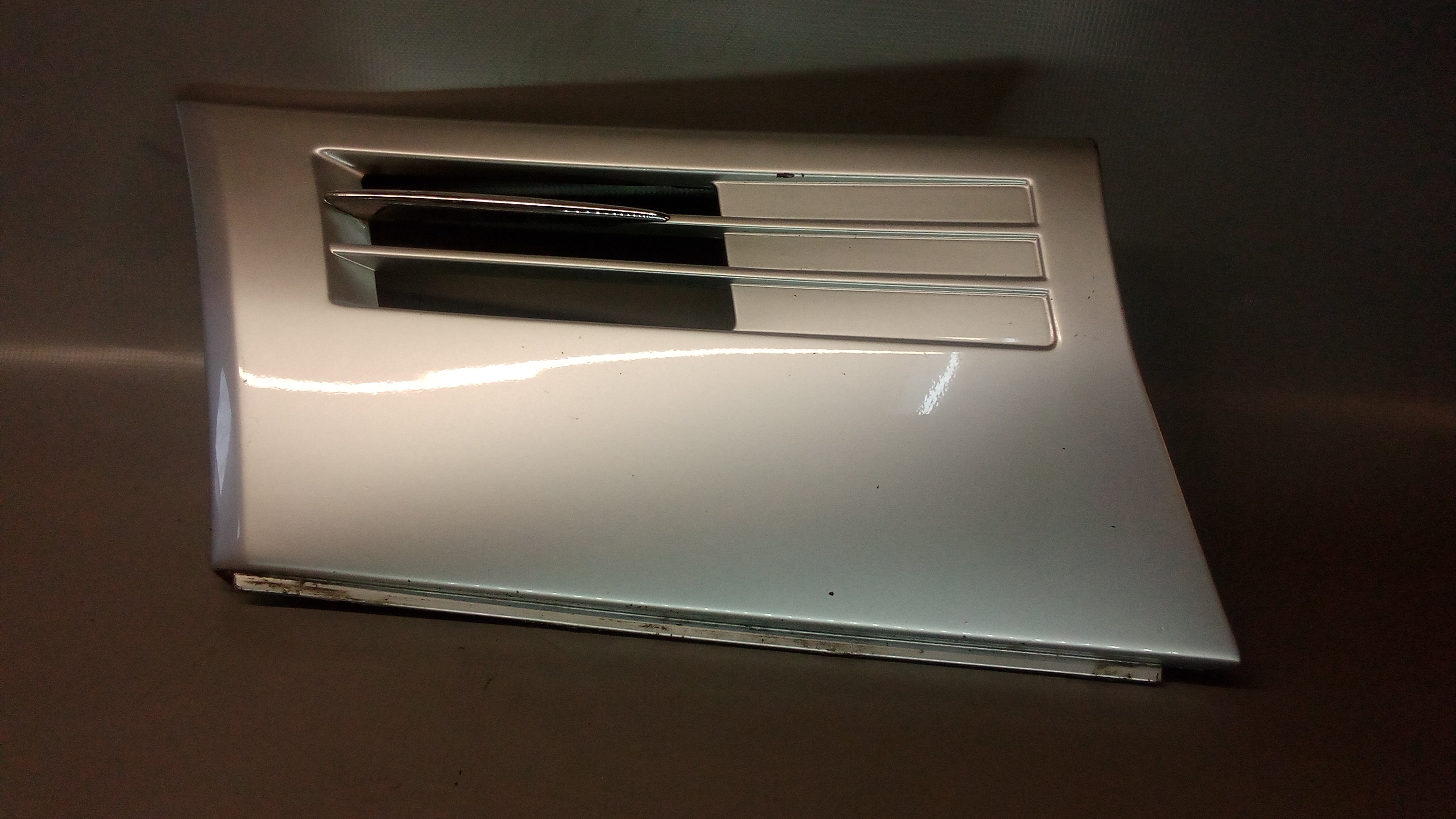 A1296900140 744 Mercedes R129 SL Verkleidung für Kotflügel Links Silber ...