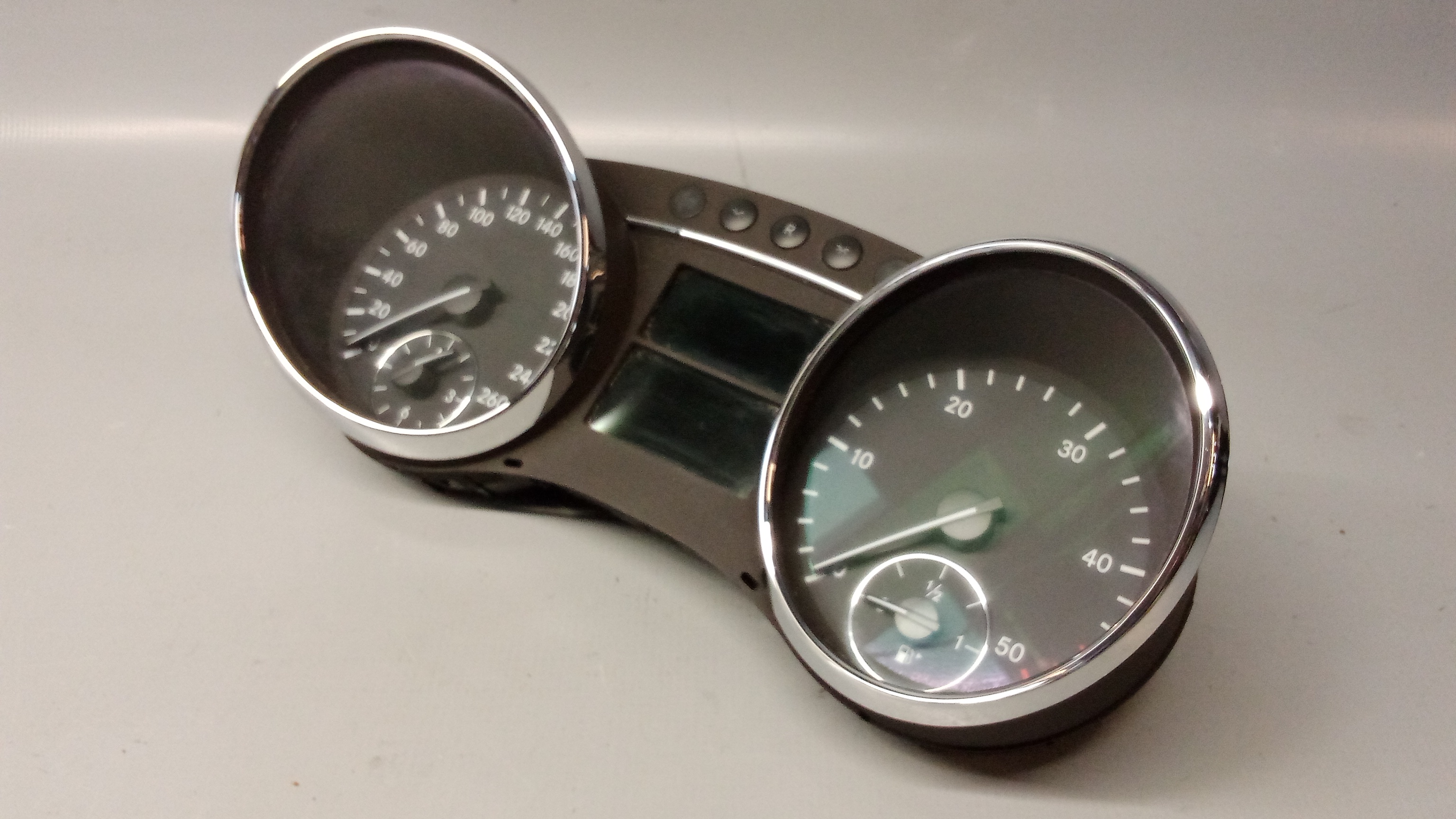 A2515409847 A2515401848 A2519006000 Mercedes W251 R-Klasse Tacho Tachograf #3