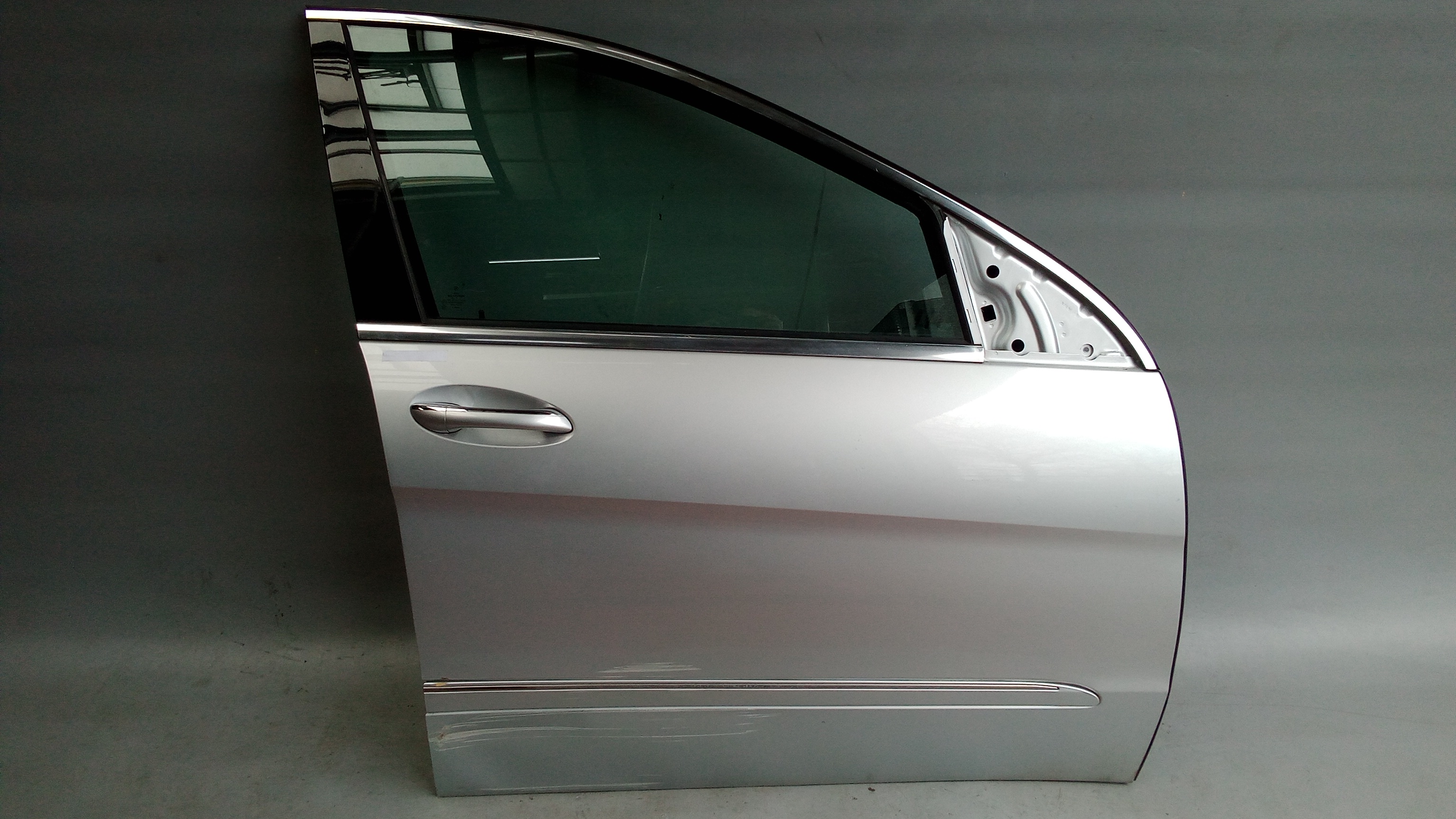A2517200805 775 Mercedes W251 R-Klasse Tür Vorne Rechts Iridiumsilber #R1