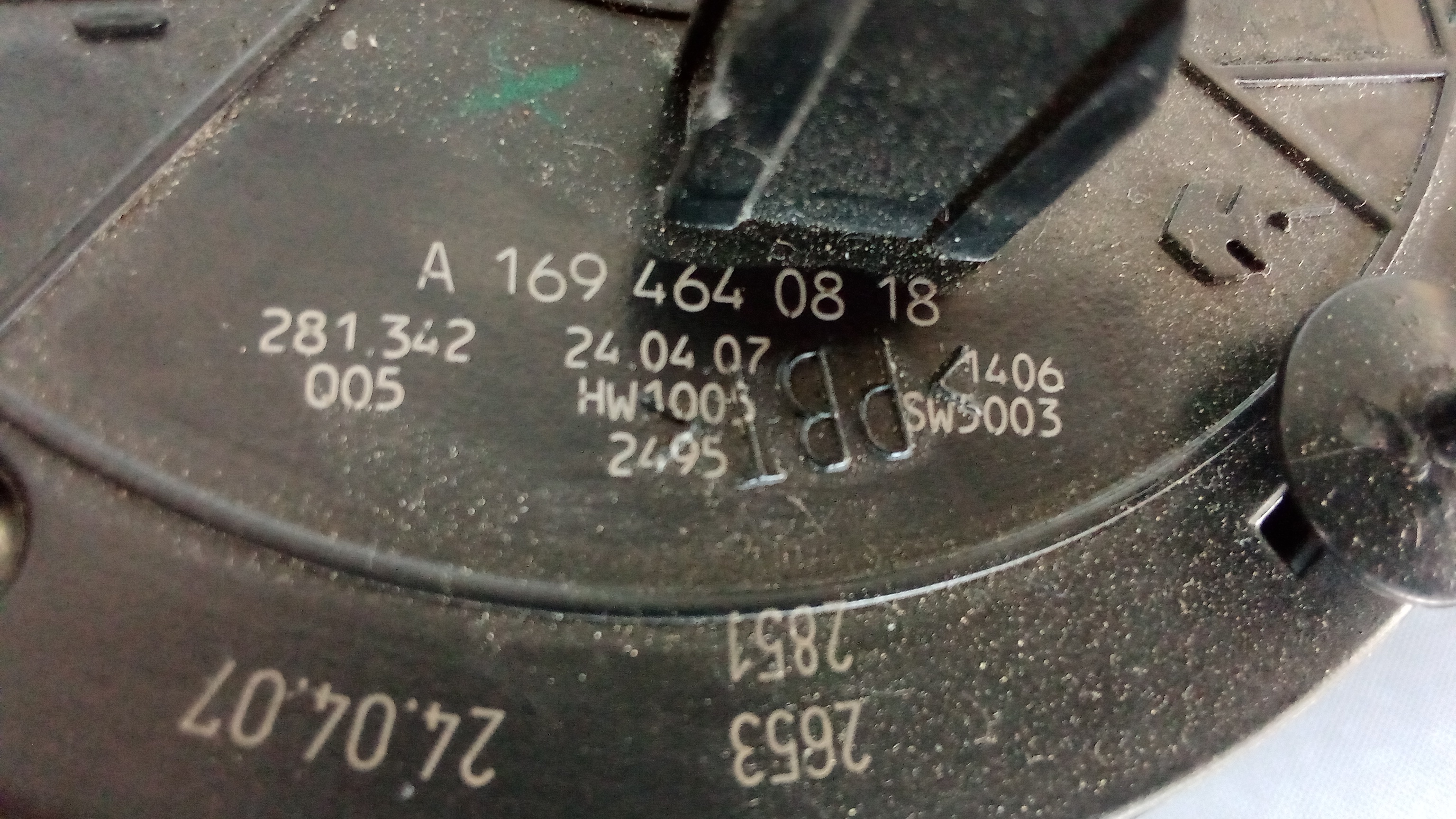 A1694641518 A1695450210 A1695405945 A1694640818 Lenkwinkelsensor Blinkerschalter #69