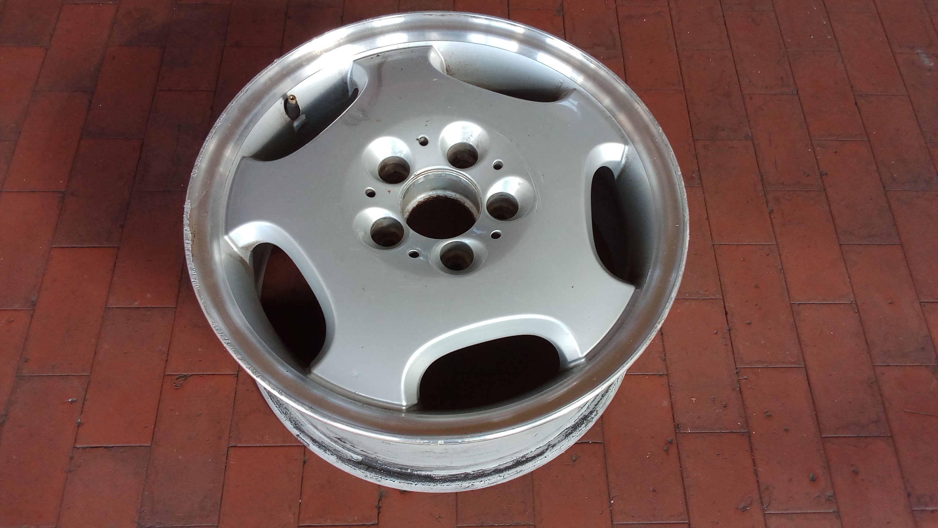 Mercedes W208 CLK / 1x Alufelge Einzelfelge 7x16 et37 5x112 / A2084010102 #225