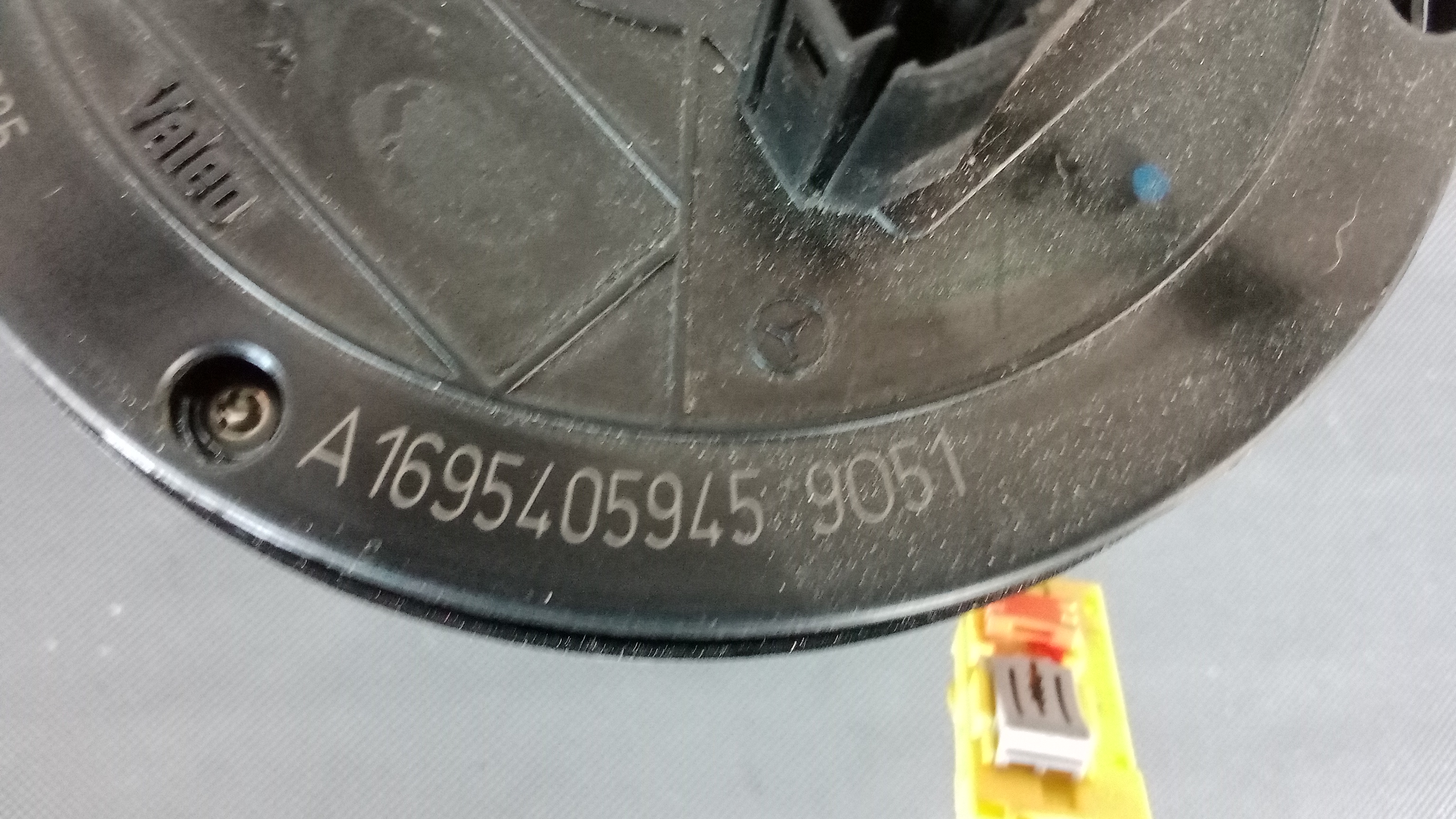 A1694641518 A1695450210 A1695405945 A1694640818 Lenkwinkelsensor Blinkerschalter #69