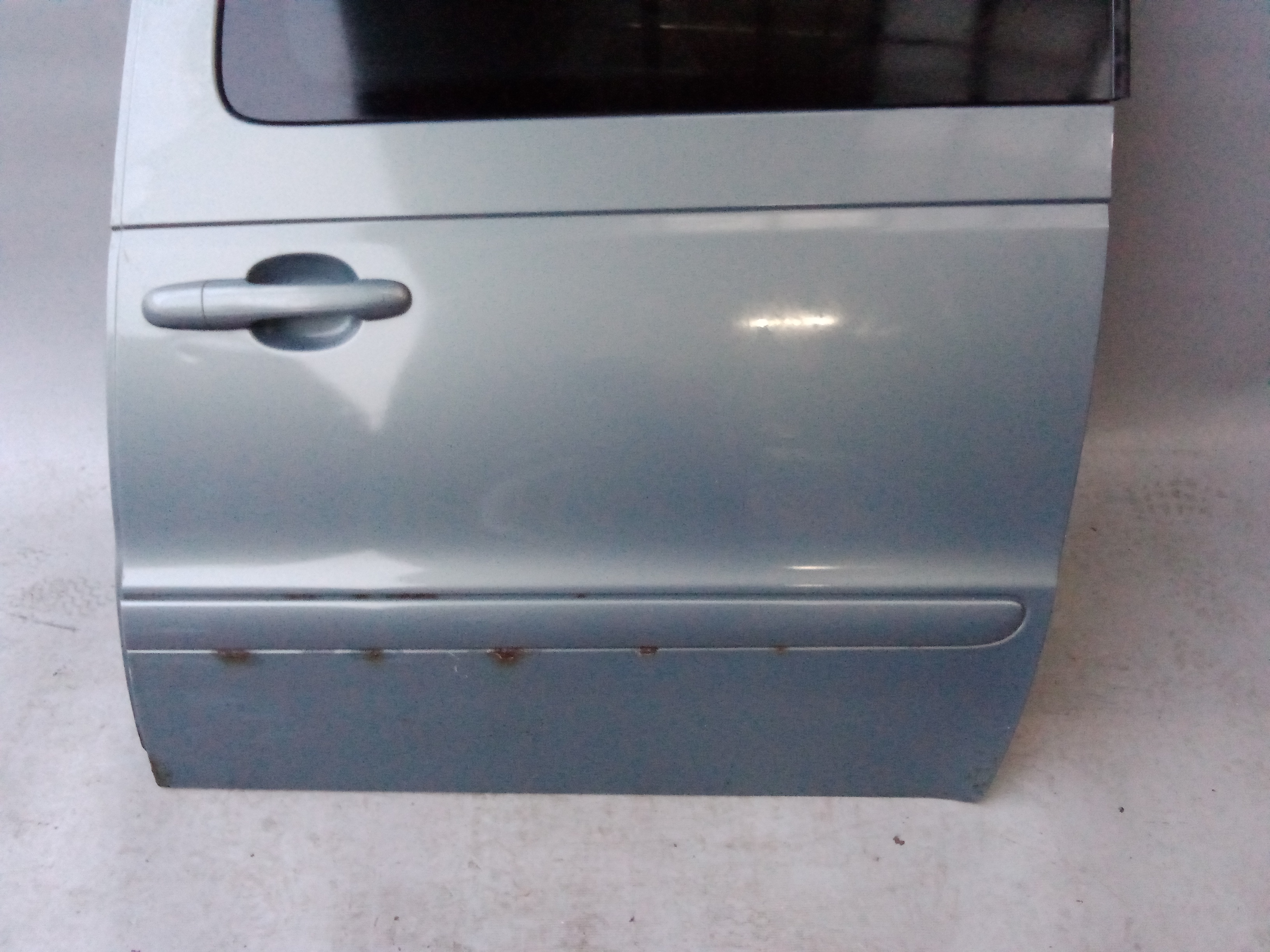 A4147300205 747 Perlitgrau Mercedes W414 Vaneo Schiebetür Tür Hinten Links #Y4