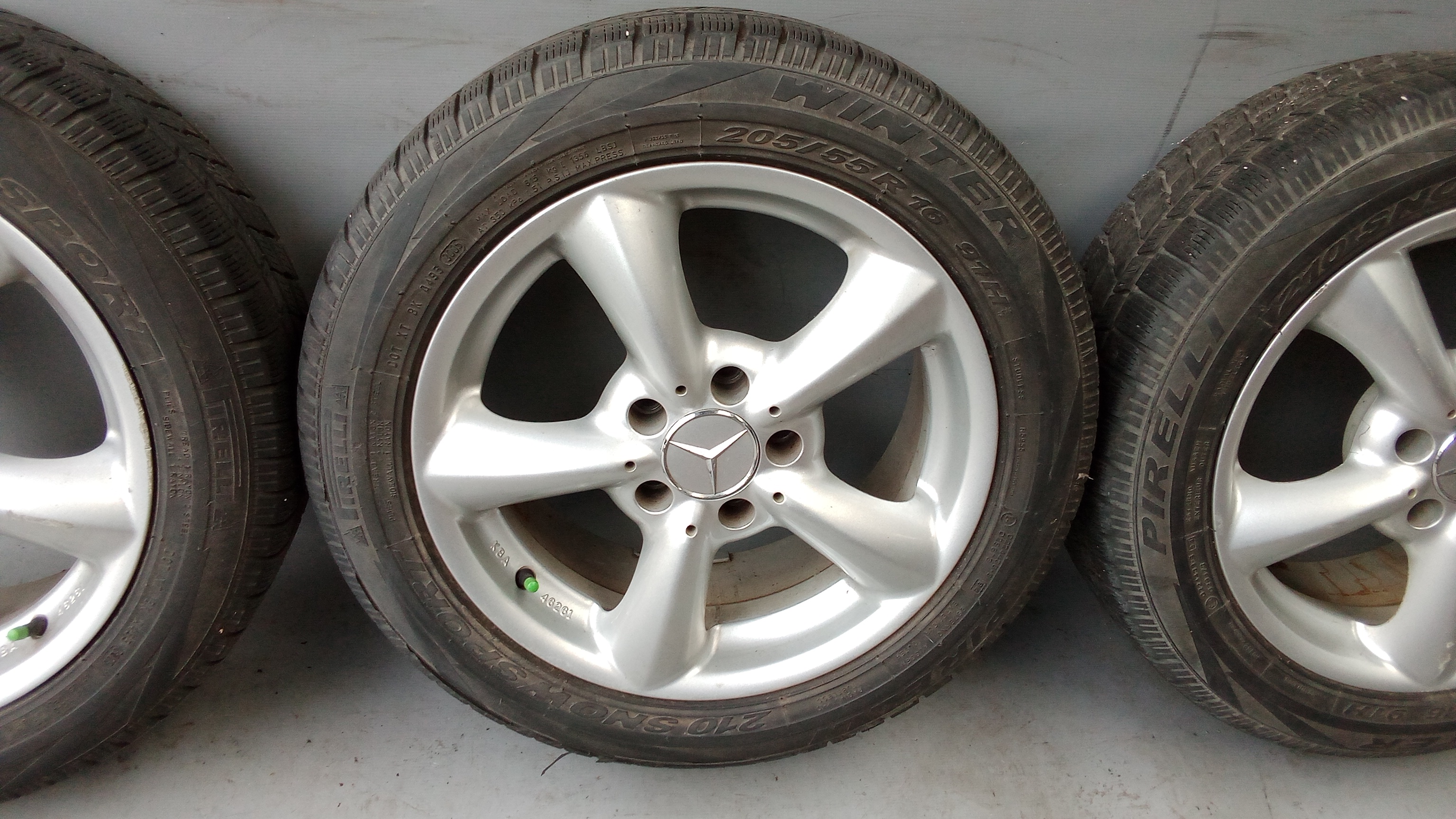 KBA46261 Mercedes W202 R170 Alufelgen + Winterreifen 7x16 et38 205 55 R16 #HK