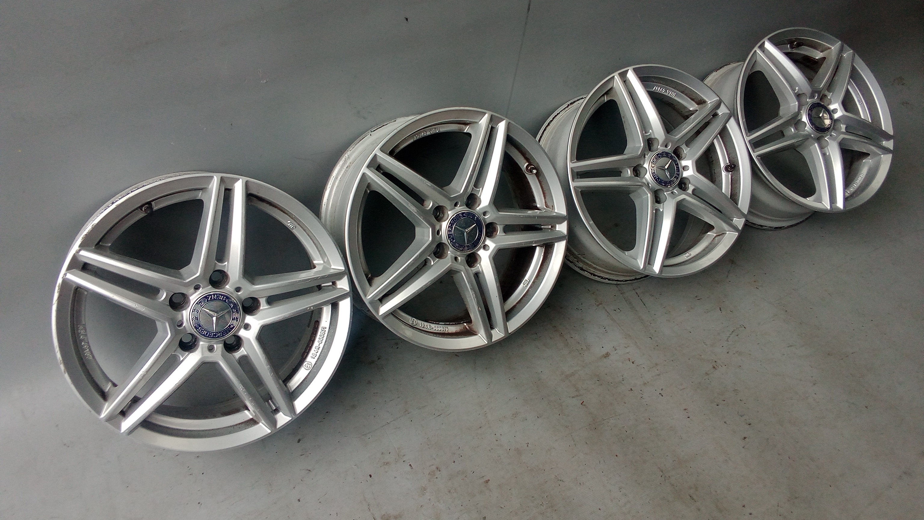 KBA 49187 4x Alufelgen Uniwheels A-B-Klasse 6,5x16 et49 LK 5x112 16" RDK #7