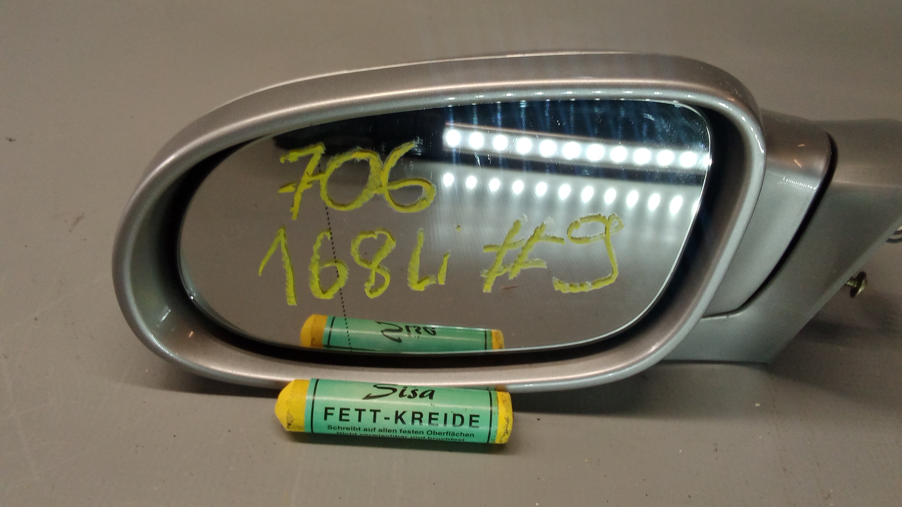 A1688100176 706 Mercedes W168 A-Klasse Aussenspiegel Spiegel Mondsilber Links #9