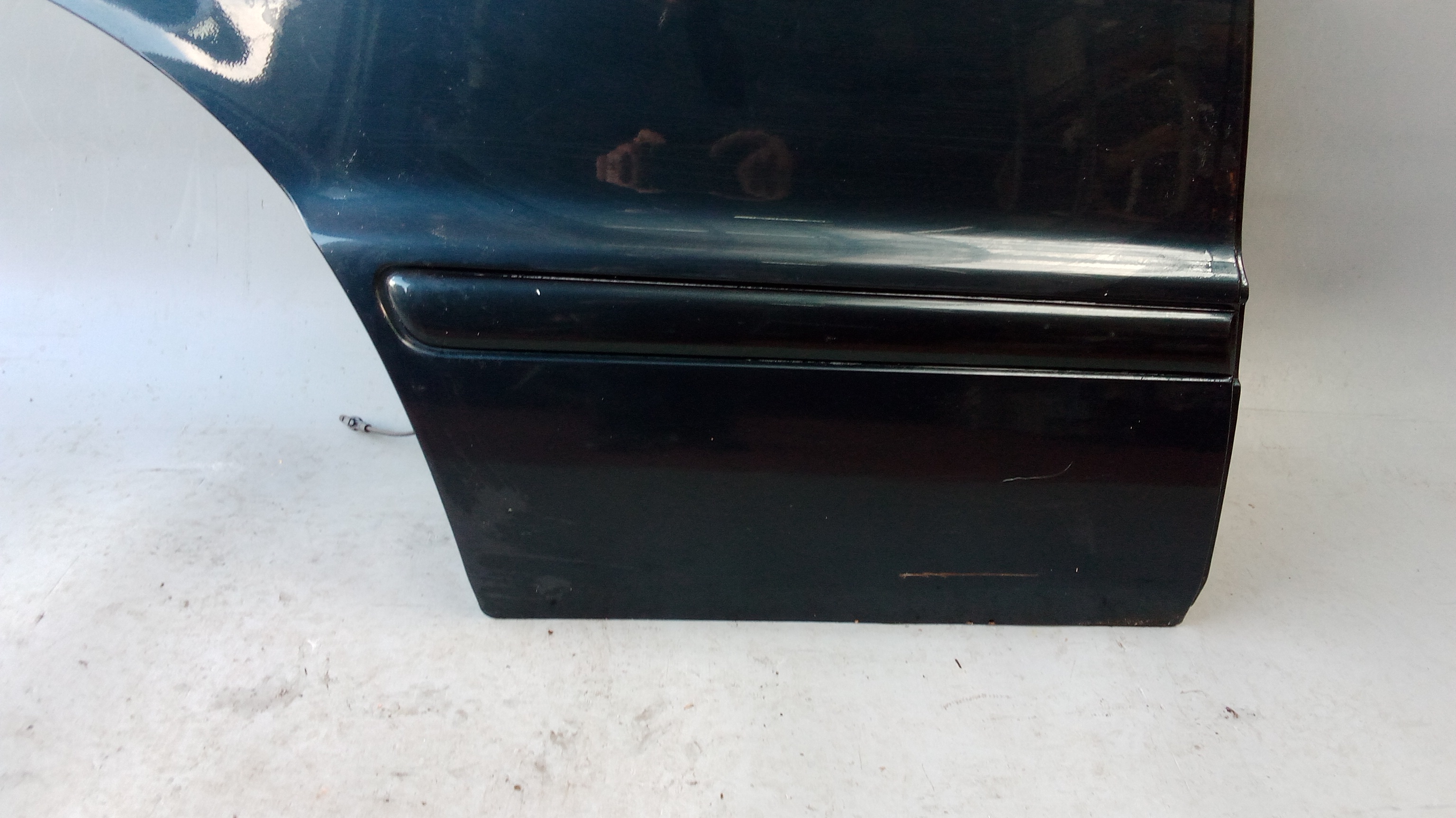 A1637301605 189 Smaragdschwarz W163 M-Klasse ML Fondtür Tür Hinten Rechts #80