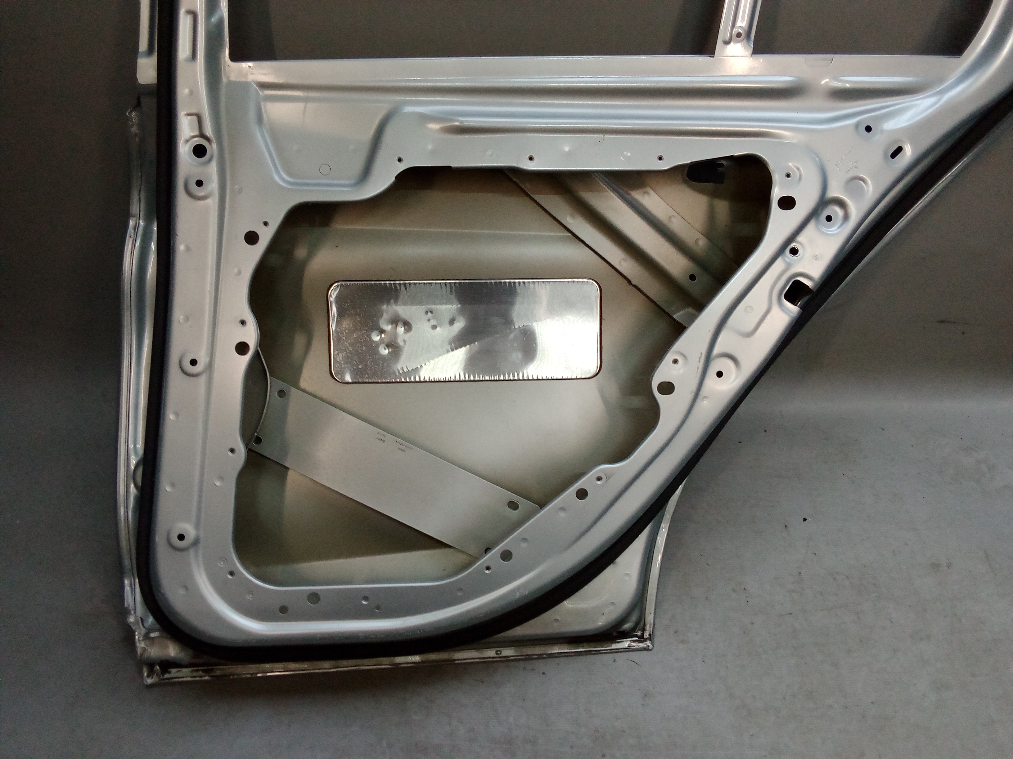 A2057300405 A2057320410 Mercedes W205 C-Klasse Kombi Tür Türe hinten Rechts #F67