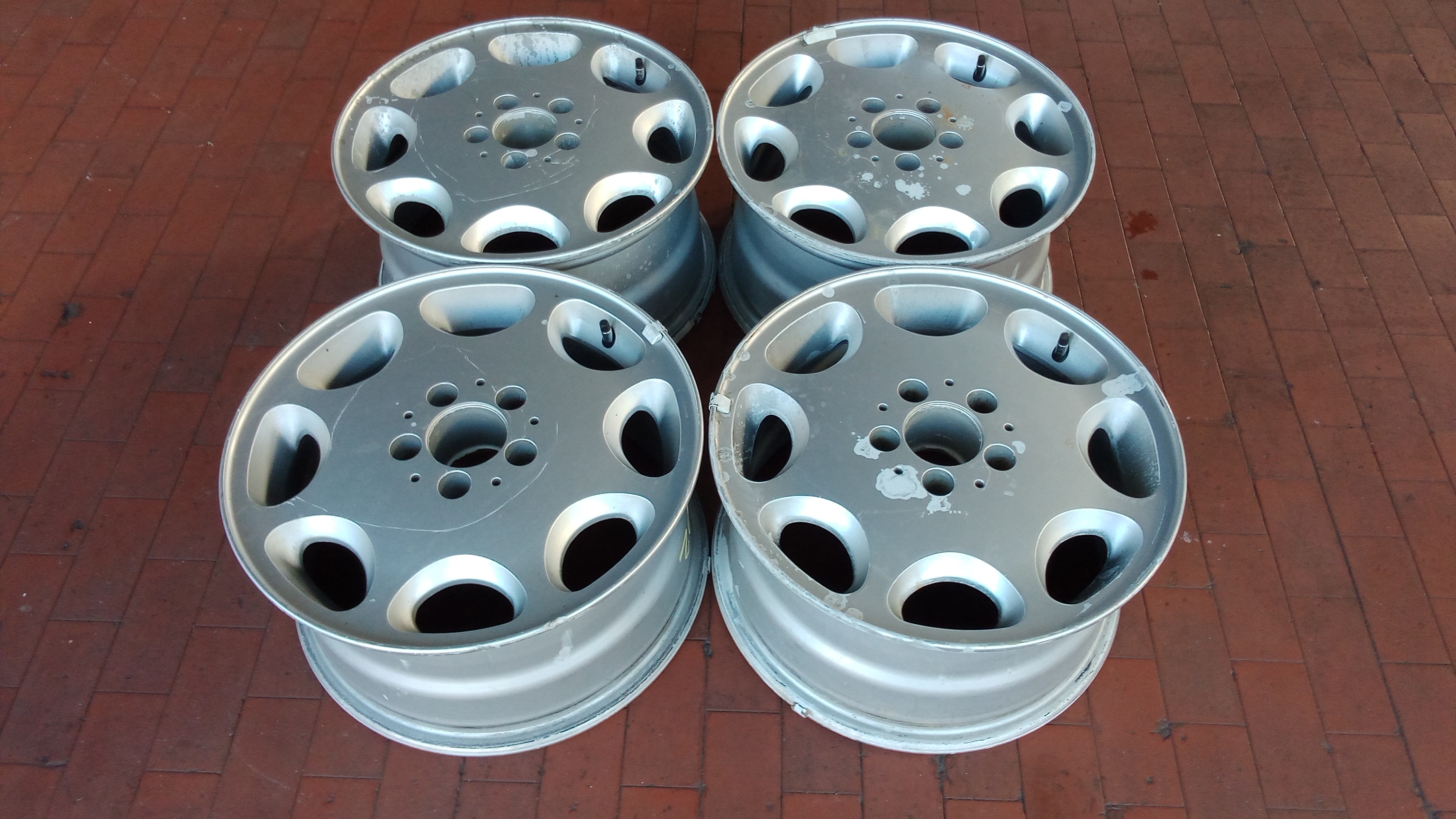 Mercedes R129 SL W129 W124 / 4x Alufelgen Satz 8x16 et34 5x112 / A1244011402 #212