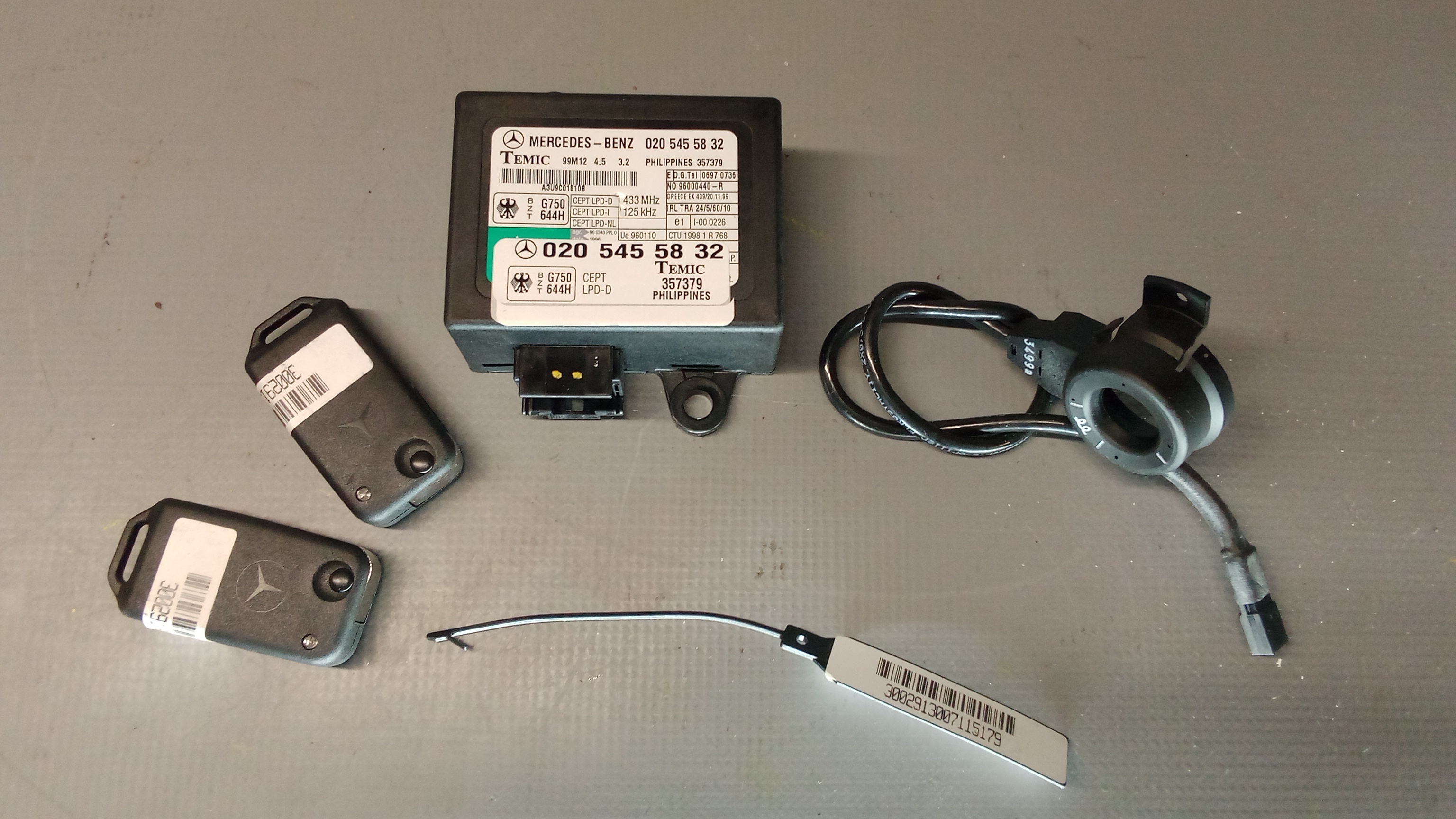 A0205457532 A0205455832 W638 Transponder Schlüssel Steuergerät #7#