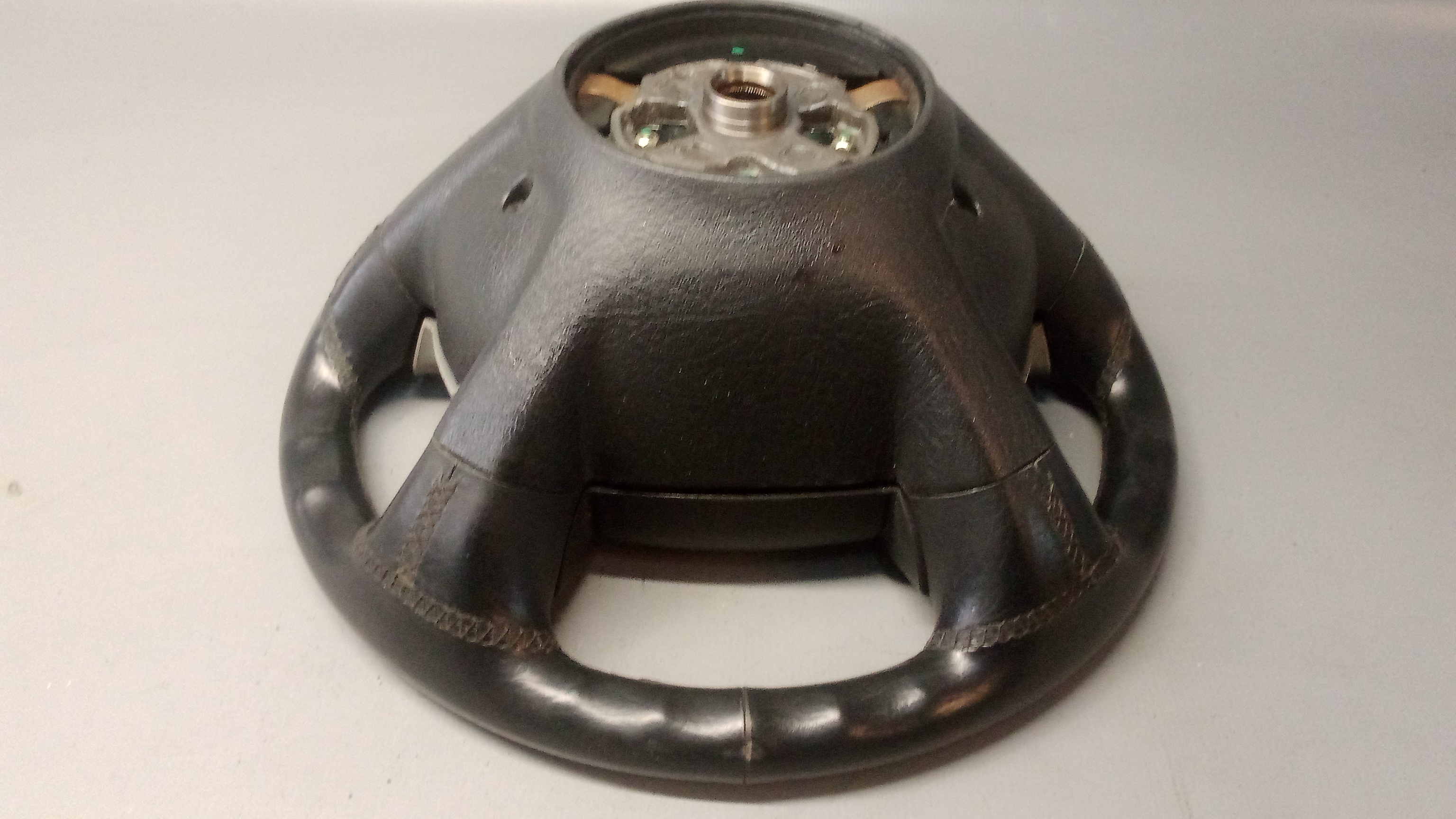 A1704600003 A1704601603 Mercedes R170 SLK W208 CLK Lederlenkrad Lenkrad #M2