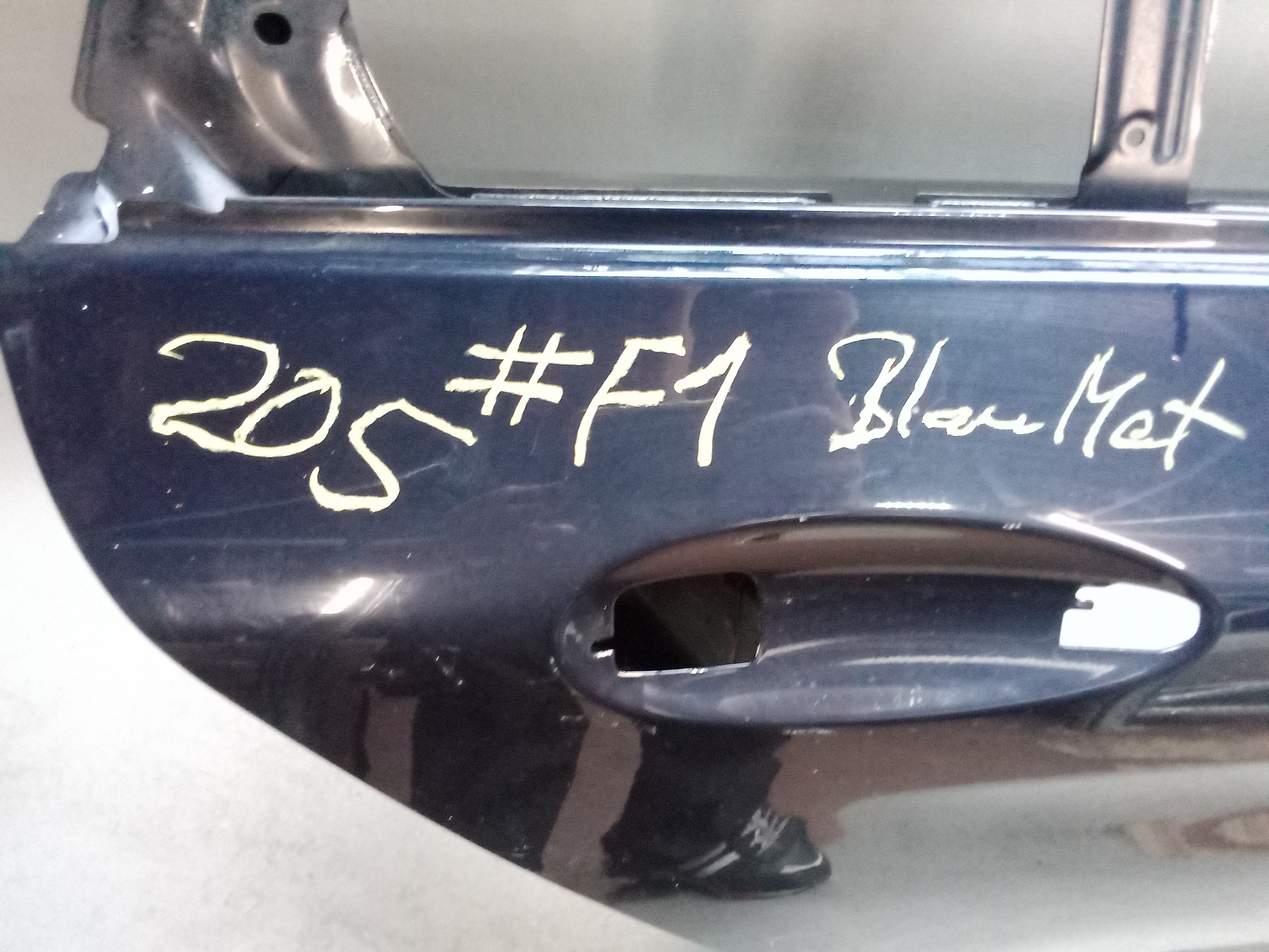 A2057300405 Mercedes W205 C-Klasse Kombi Tür Türe hinten Rechts Blau #F1