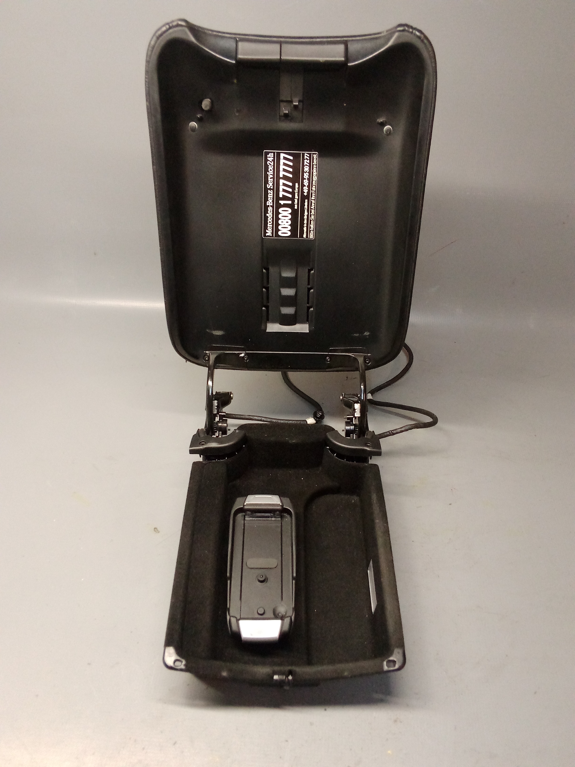 A2516801439 9D52 Mercedes-Benz W251 R-Klasse Mittelarmlehne Klappe Schwarz #25