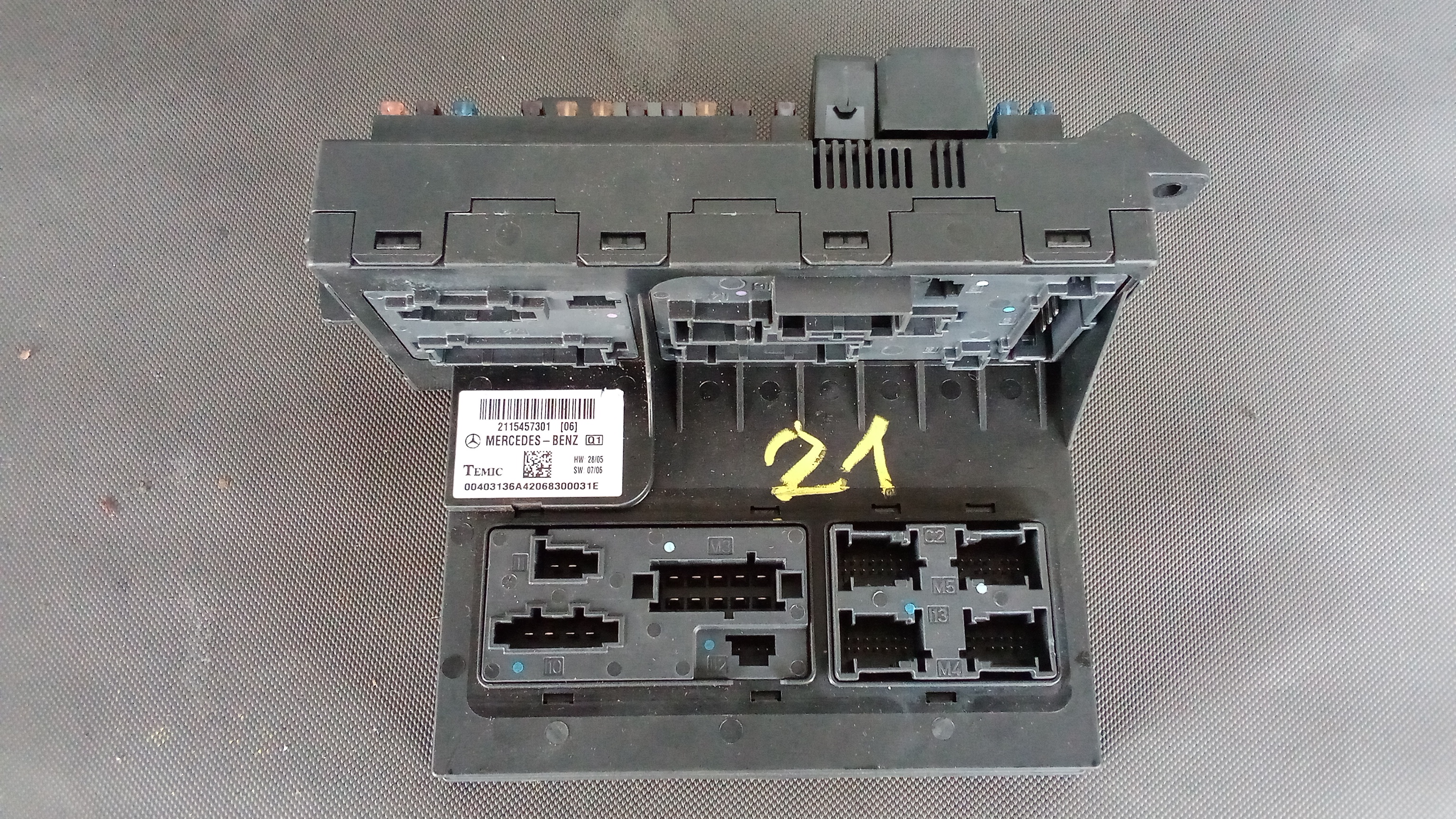 A2115457301 Mercedes W211 E-Klasse SAM Sicherungskasten Steuergerät Modul #21