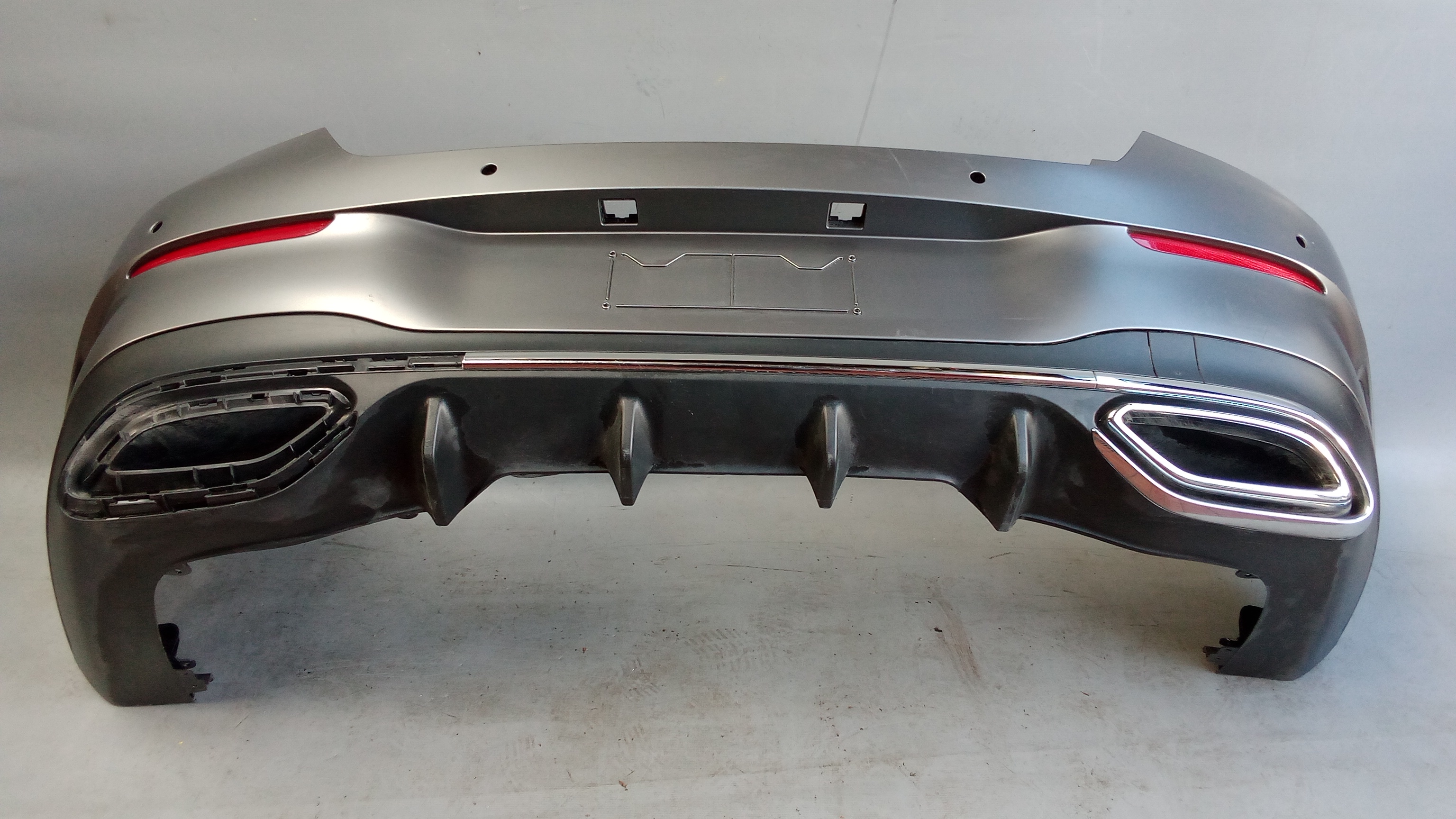 A1188859501 7662 Mercedes C118 CLA AMG Stoßstange Hinten Mountaingrau #9F