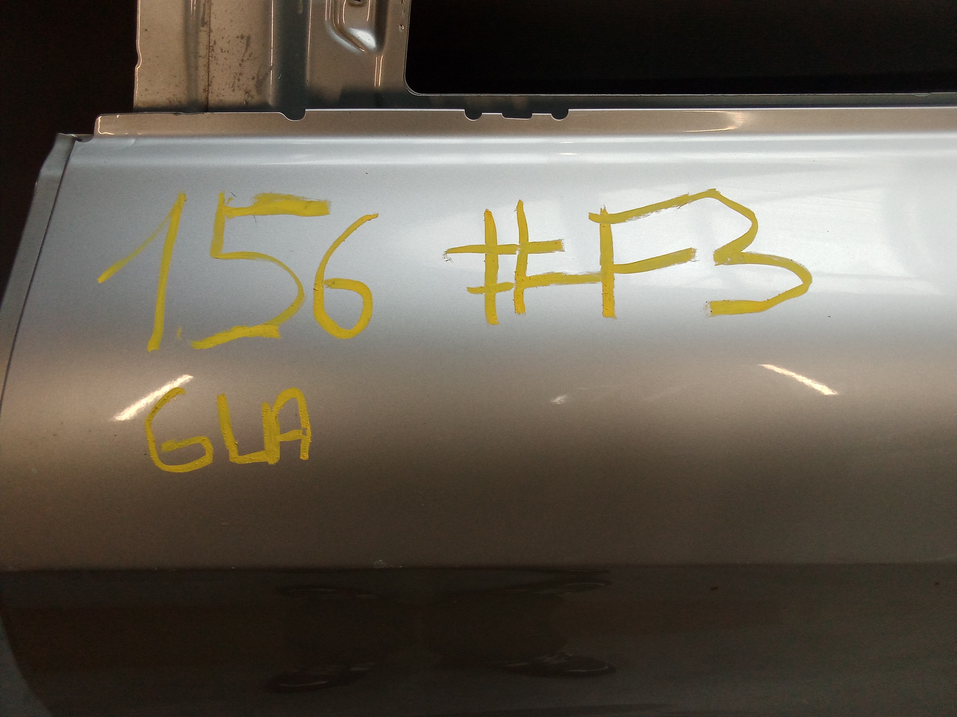 A1567300105 A1567230110 Mercedes X156 GLA Tür Hinten Links Silber #F3