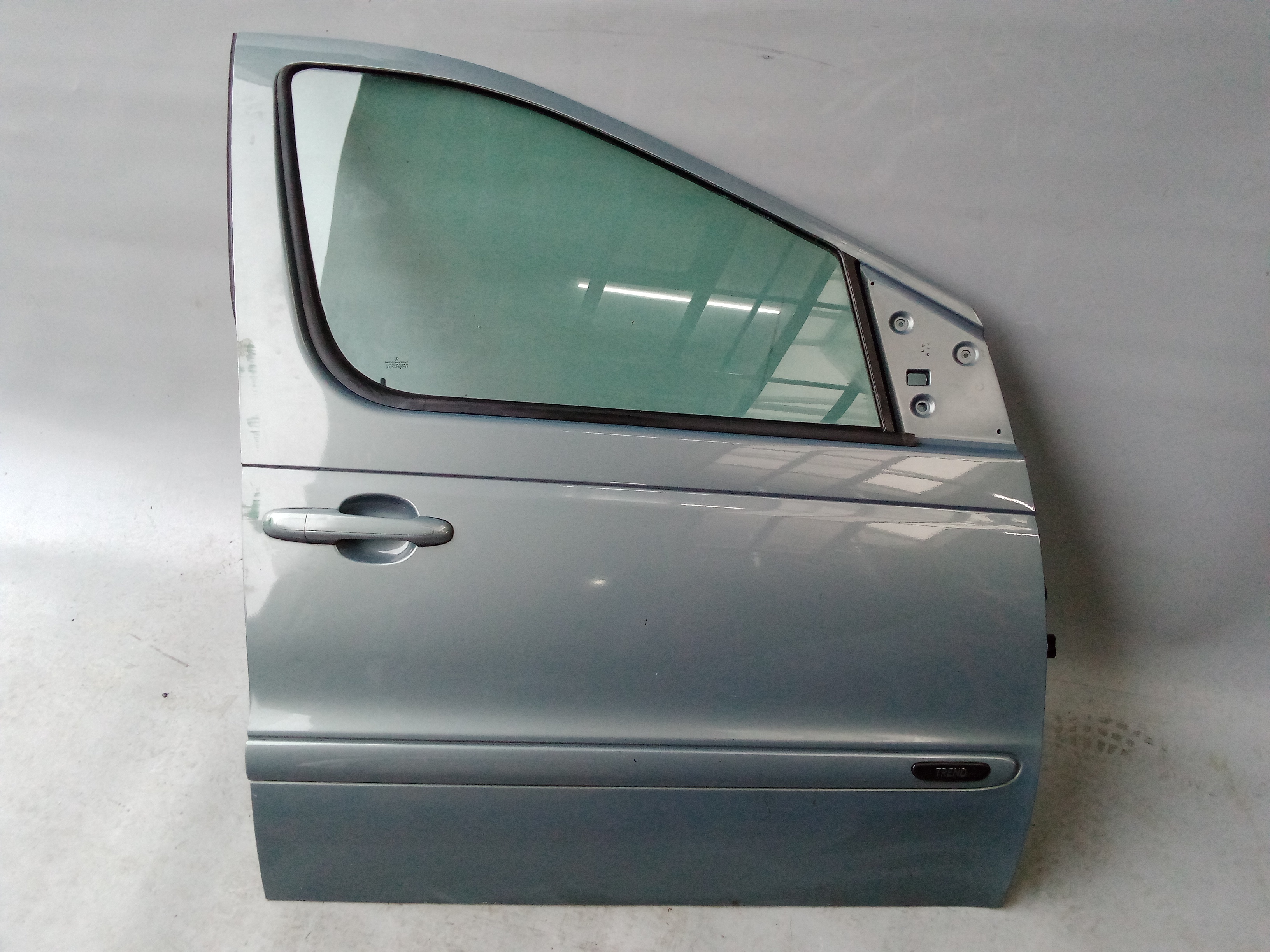 A4147200105 747 Perlitgrau Mercedes W414 Vaneo Tür Türe Vorne Rechts #Y2