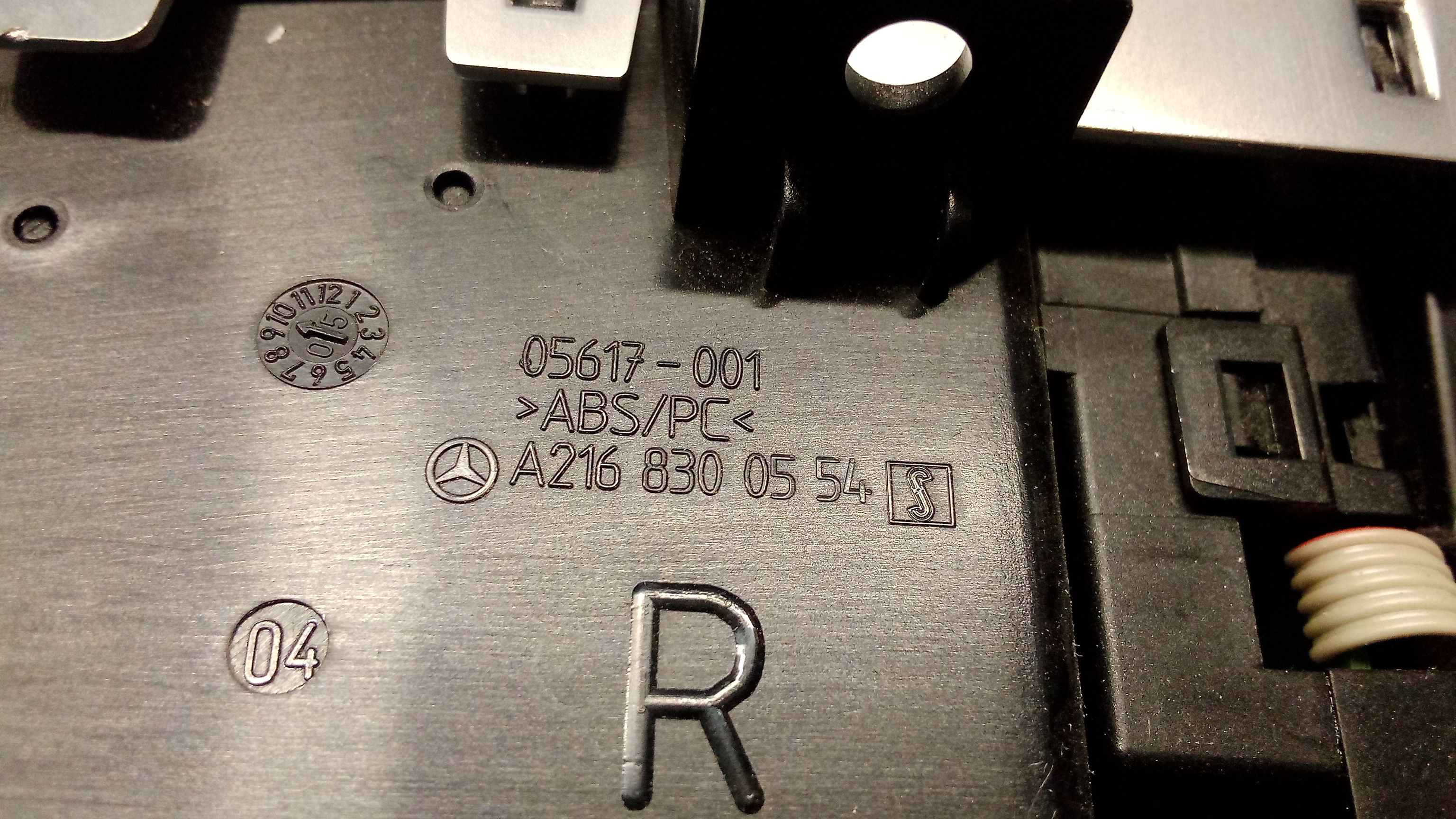 A2168300554 7J22 Mercedes C216 CLS Luftdusche Lüftungsdüse Mitte Silber #F10