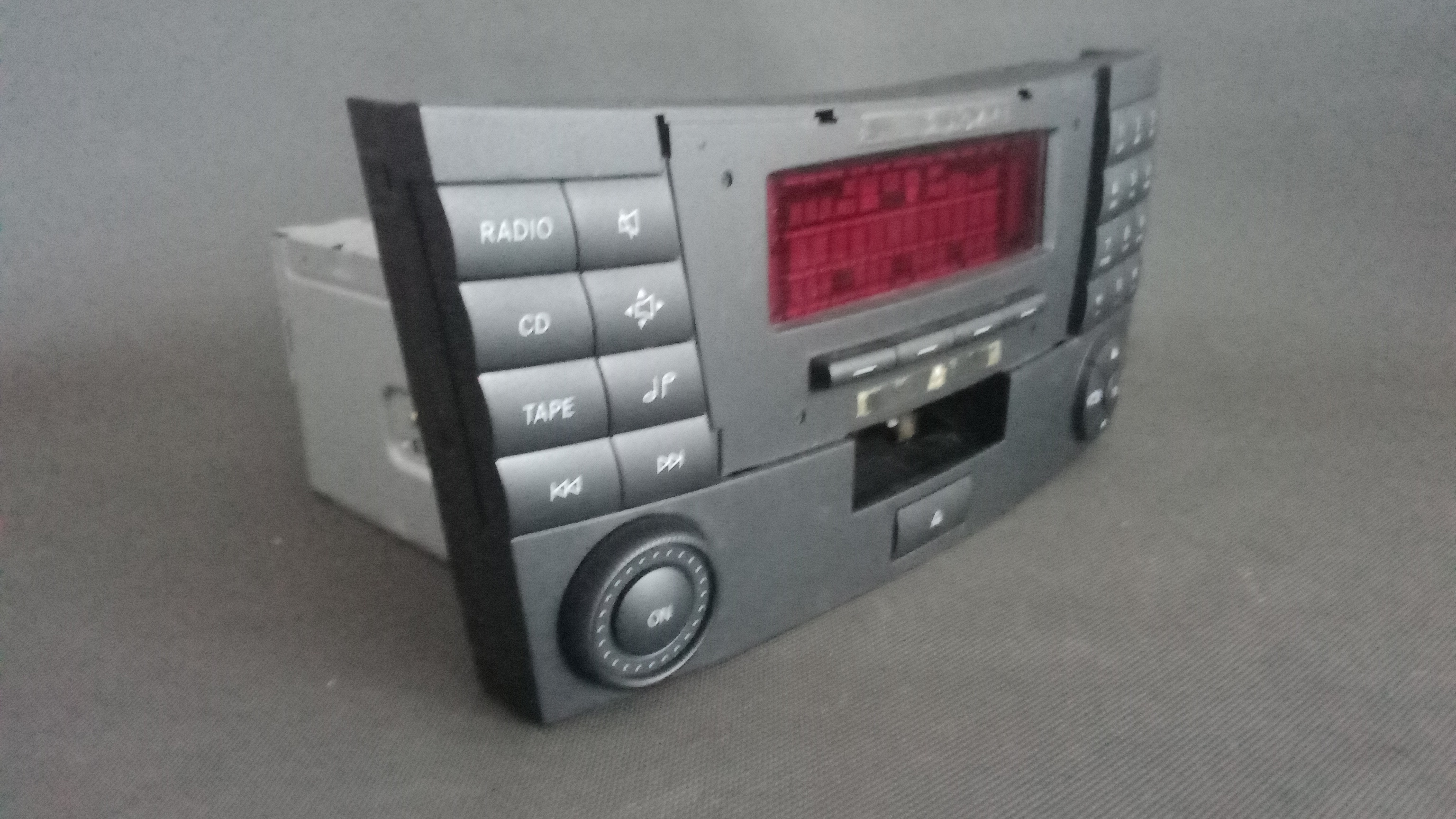 CK 1210 / A2118200779 Mercedes W211 E-Klasse Autoradio Radio #15