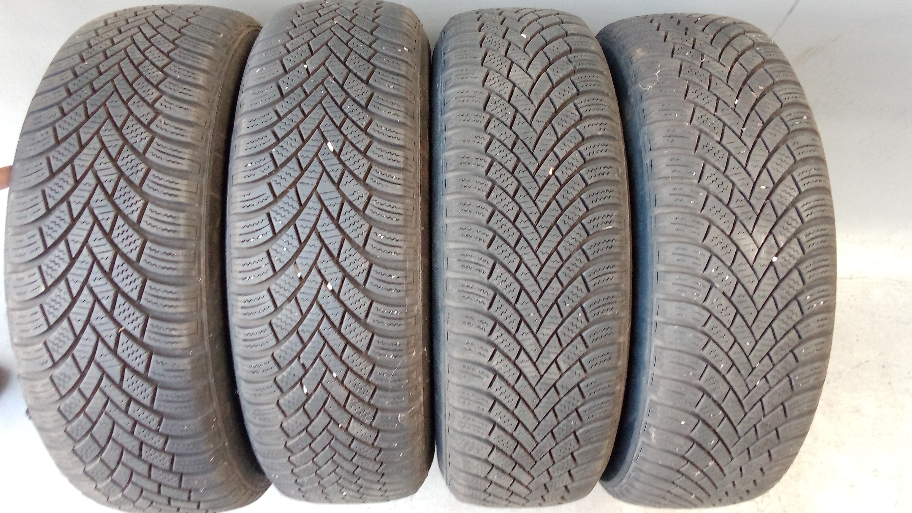 A1694000402 Mercedes W169 A-Klasse Stahlfelgen + Winterreifen 195 65 R15 91T #XF