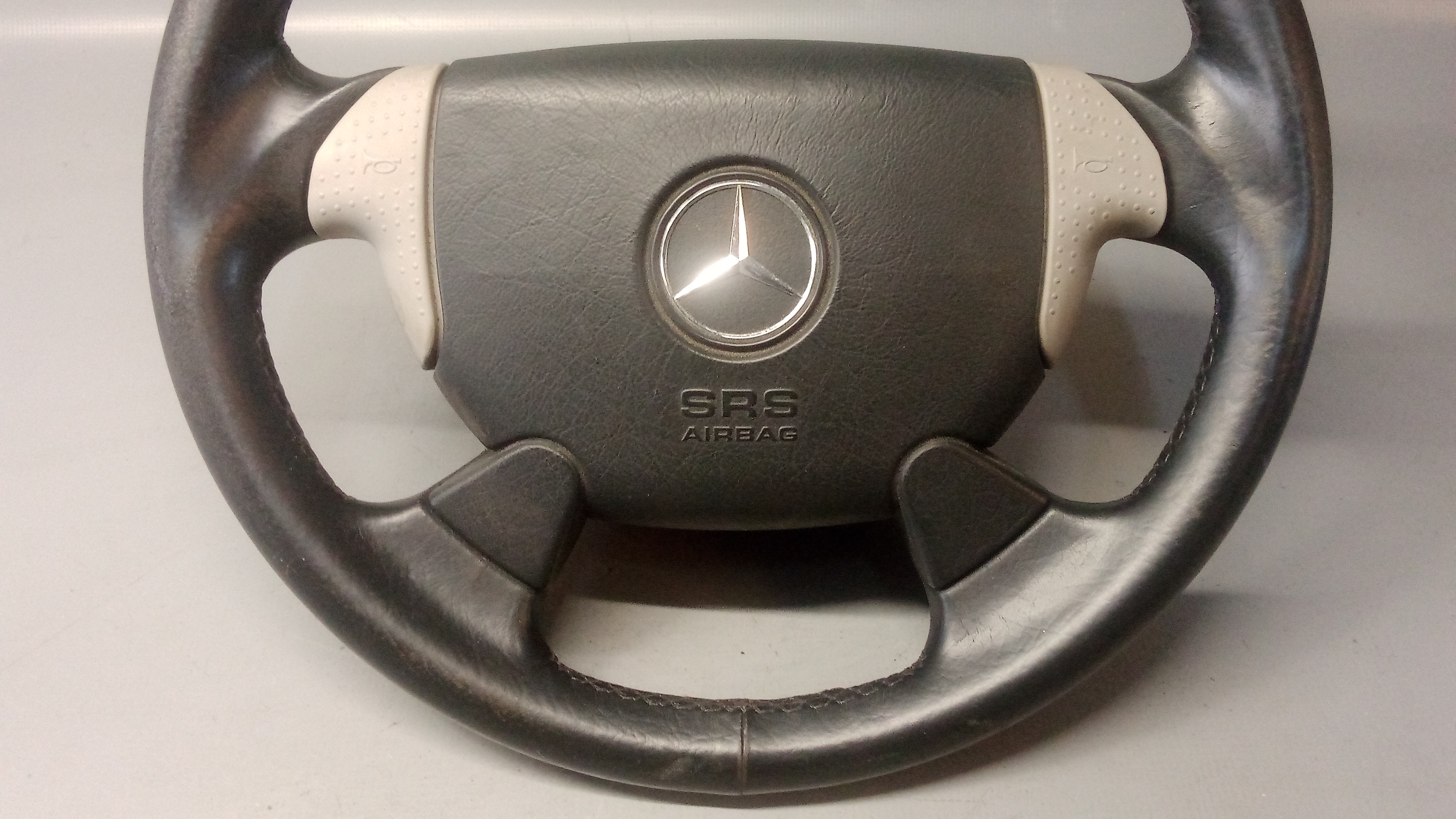 A1704600003 A1704601603 Mercedes R170 SLK W208 CLK Lederlenkrad Lenkrad #M2