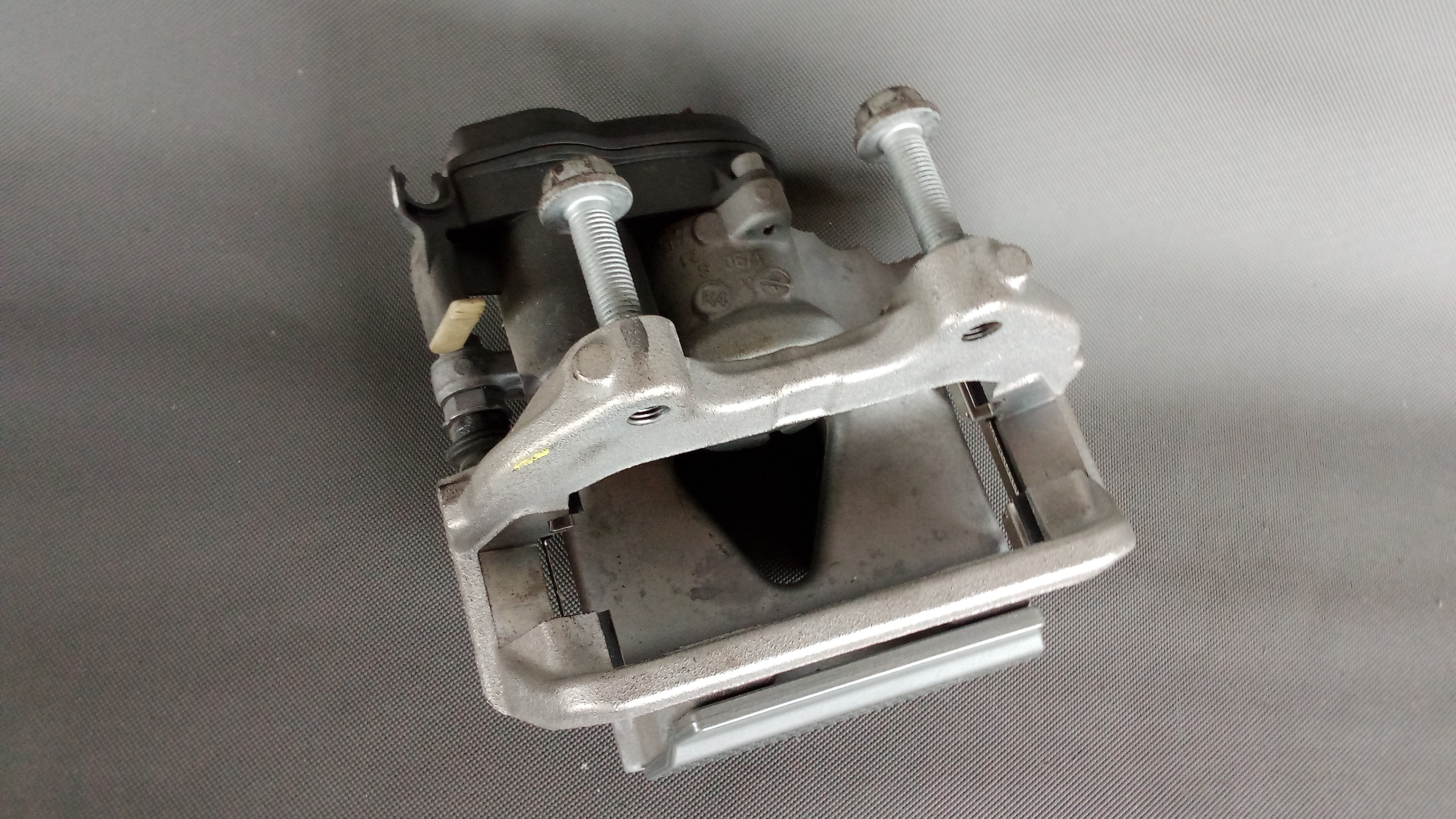 A2224230881 A1669065401 Mercedes W222 AMG Bremssattel Aktuator Hinten Rechts #2