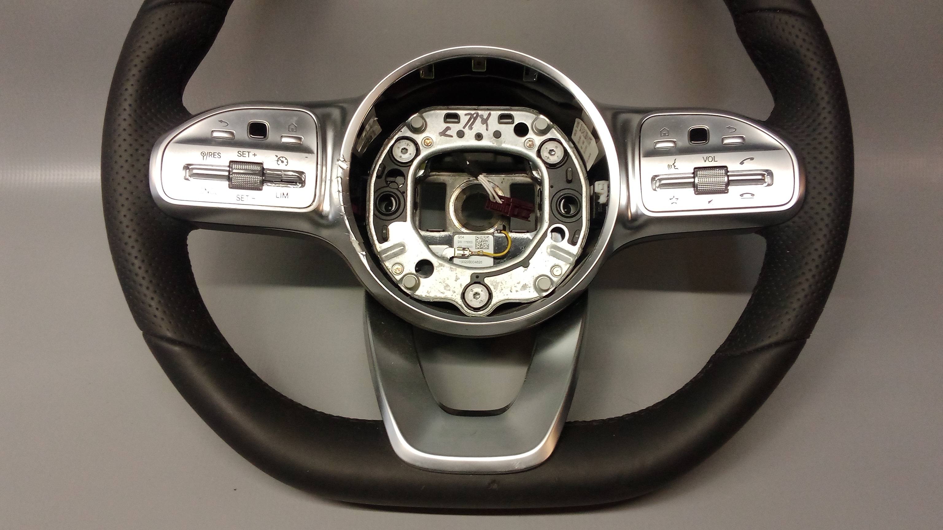 A0004604302 A0050071699 Mercedes W213 W463 Lenkrad Schwarz #F7