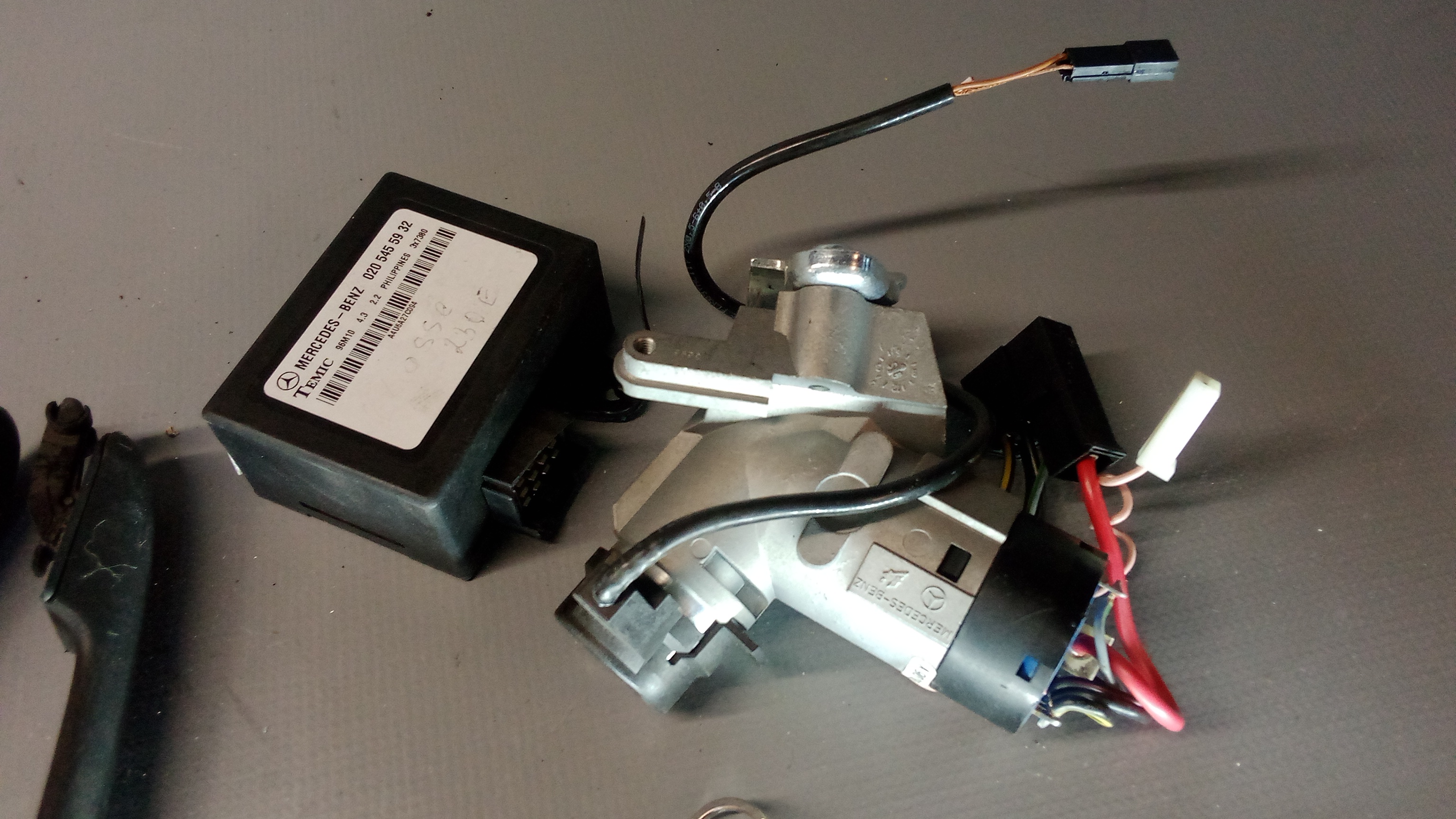 A9014600504 A0205455932 Mercedes W901 W638 Türschloss Zündschloss #5P