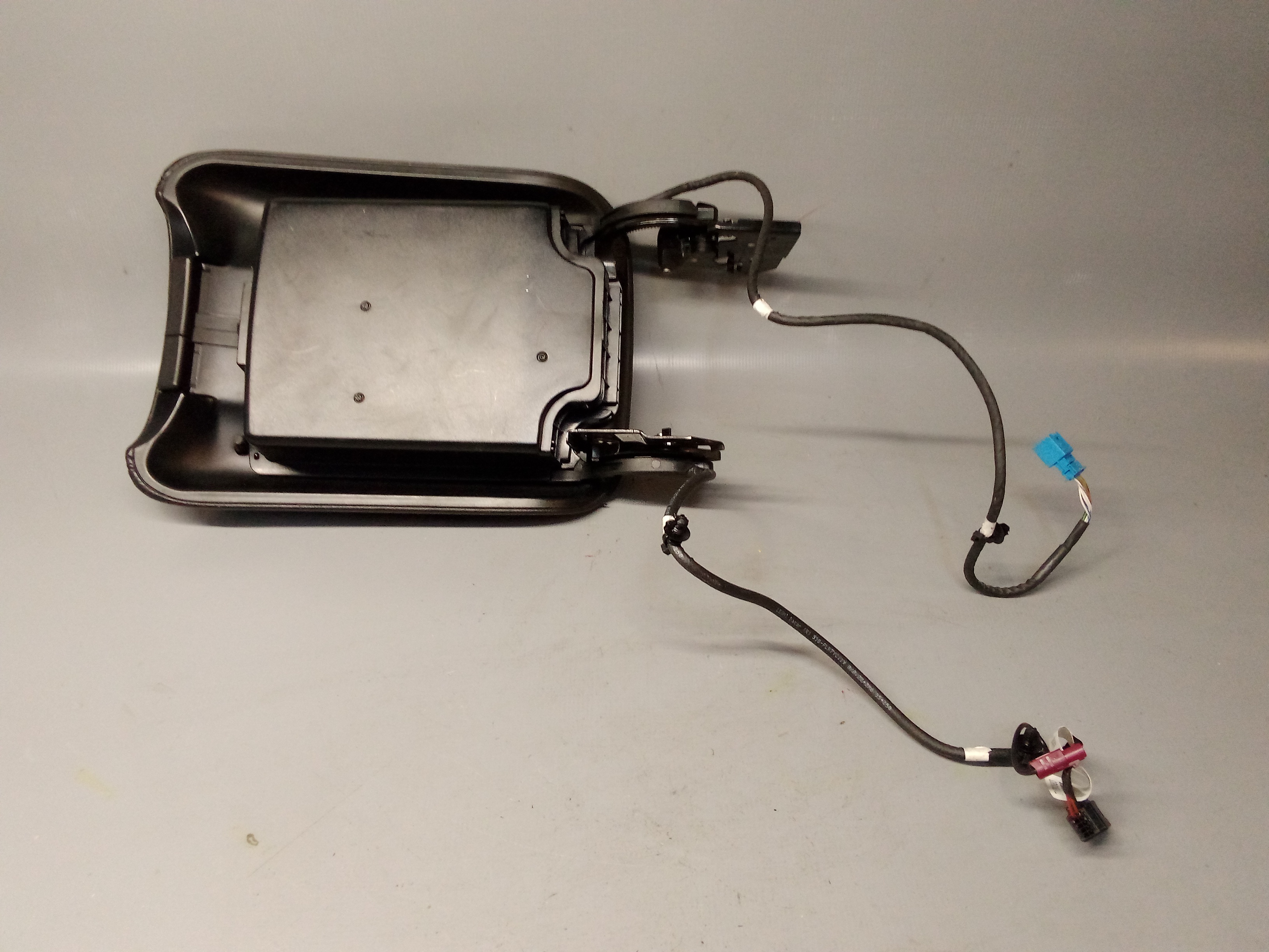 A2516801439 9D52 Mercedes-Benz W251 R-Klasse Mittelarmlehne Klappe Schwarz #25