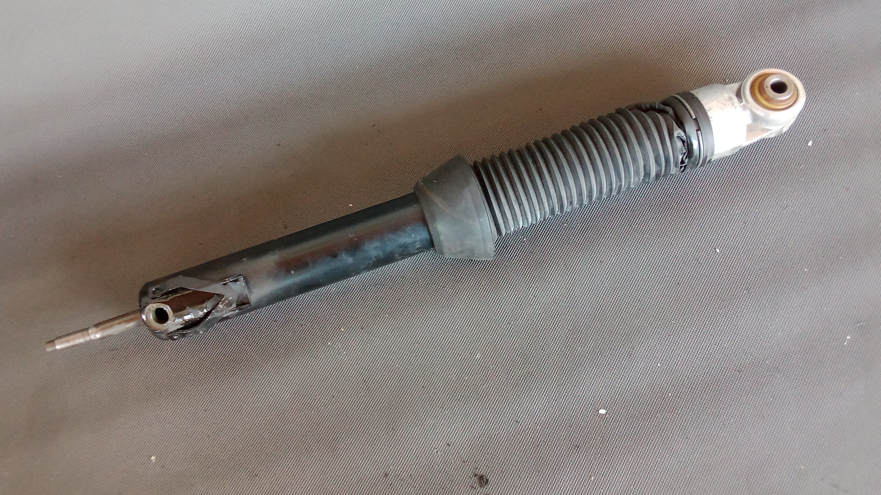 012400102503 Sachs Stoßdämpfer W124 Vergleichsnr. A1243204213 A1243203413