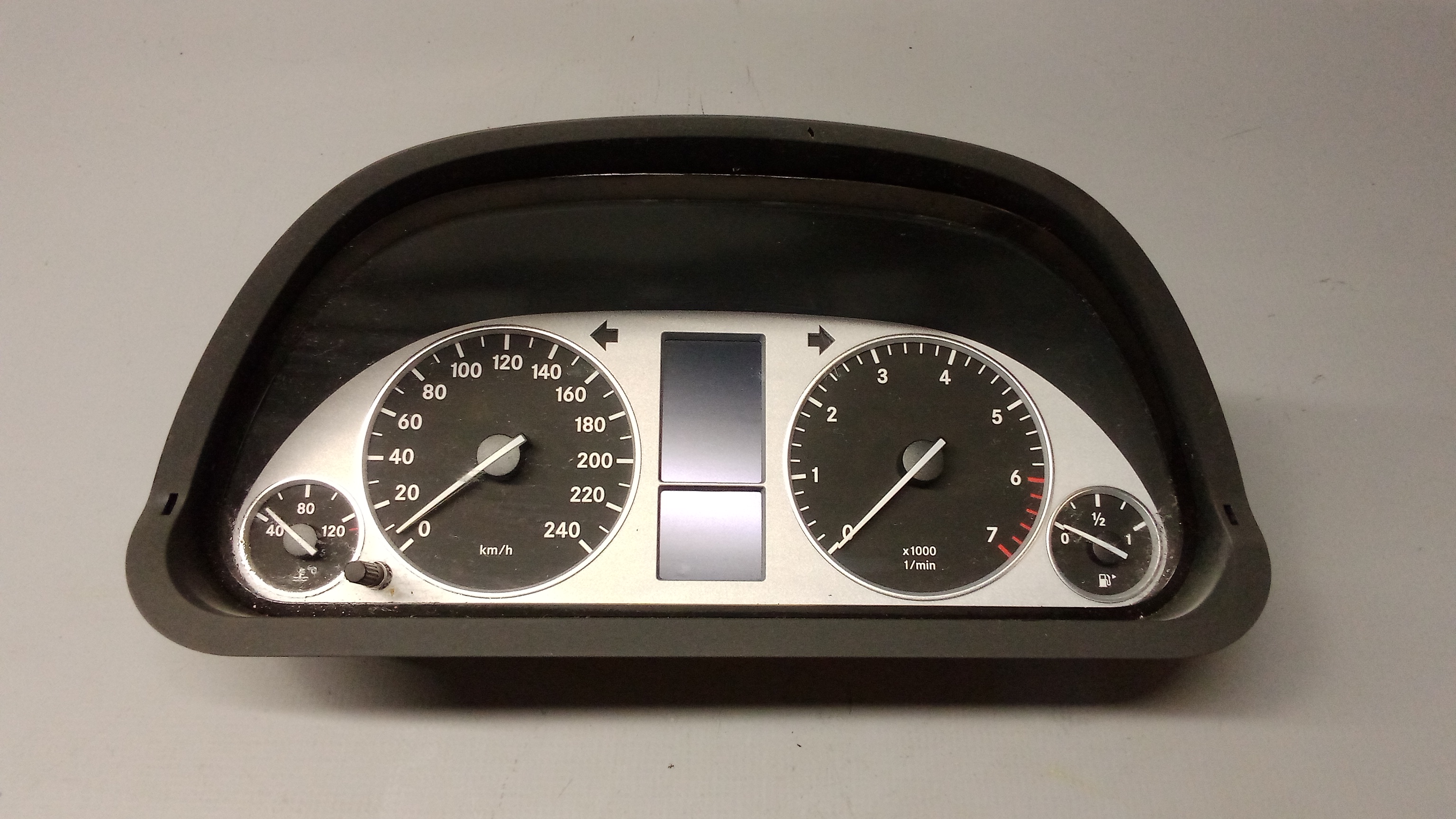 A1695400448 A1694400411 Mercedes W245 B-Klasse Kombiinstrument Tacho ##9