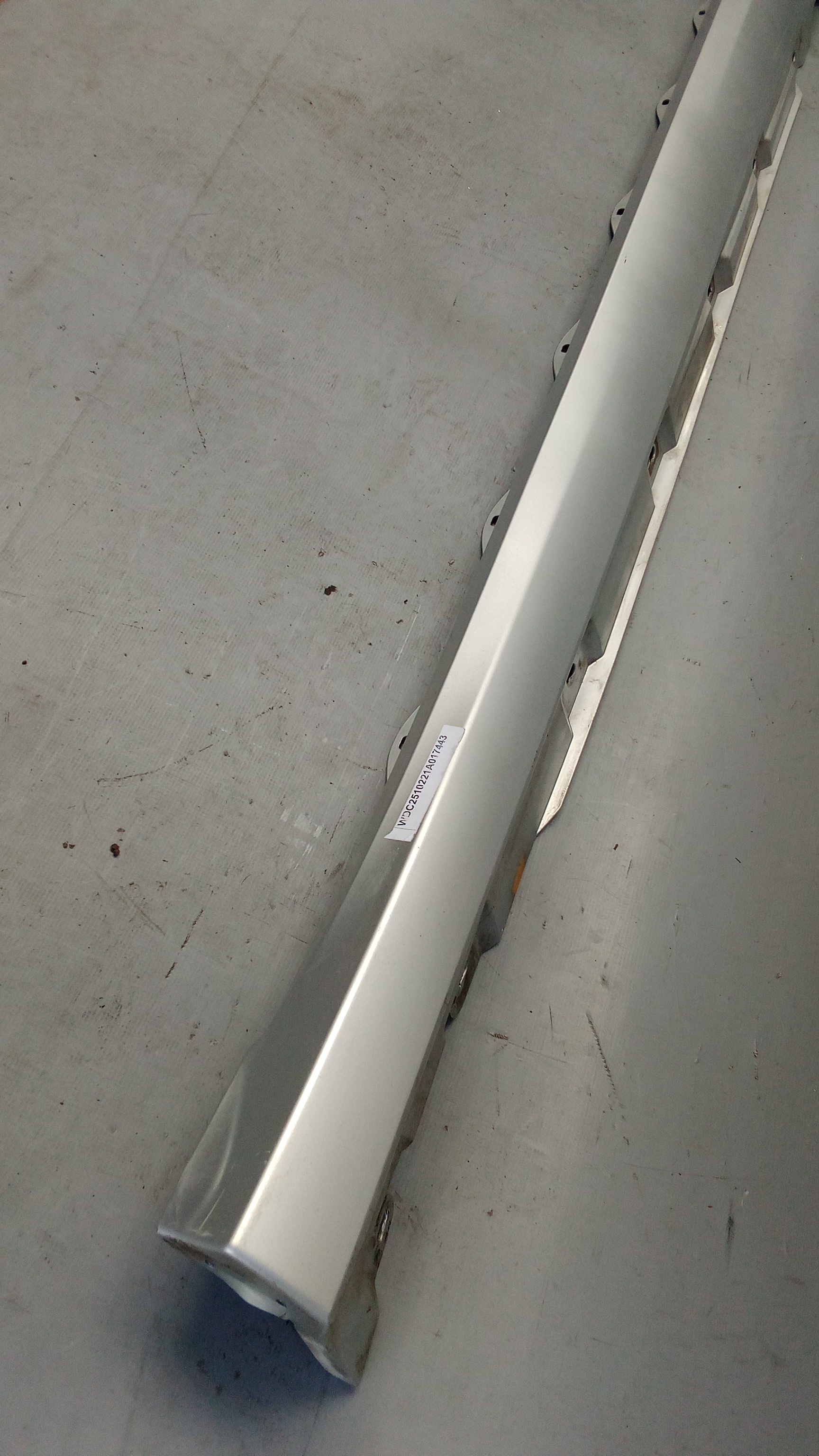 A2516980754 775 Mercedes W251 R-Klasse Schweller Verkleidung Links Silber #E3