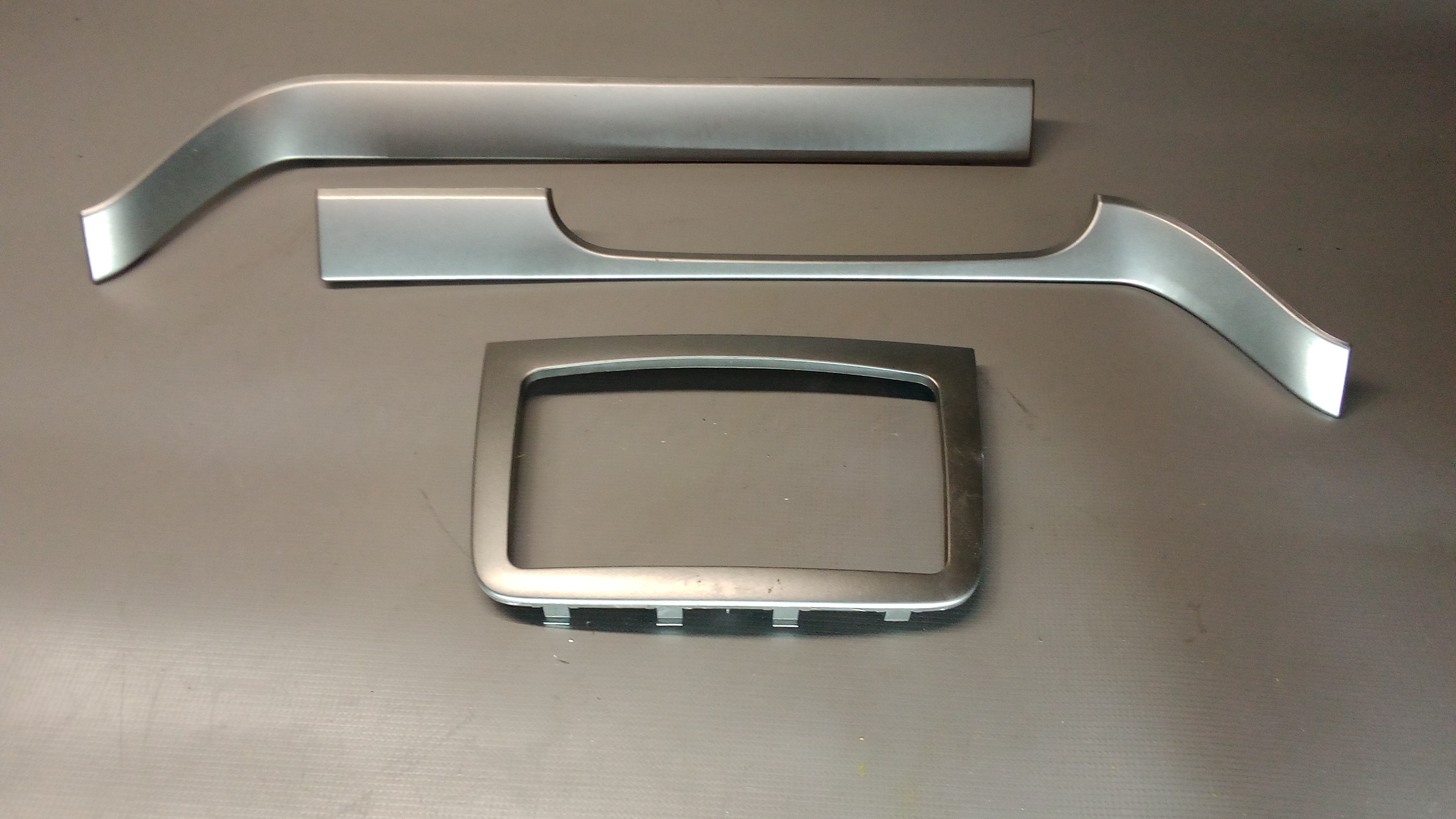 A6396890054 A6396890154 A6396891239 Mercedes W639 Vito Blende Verkleidung Silber #72