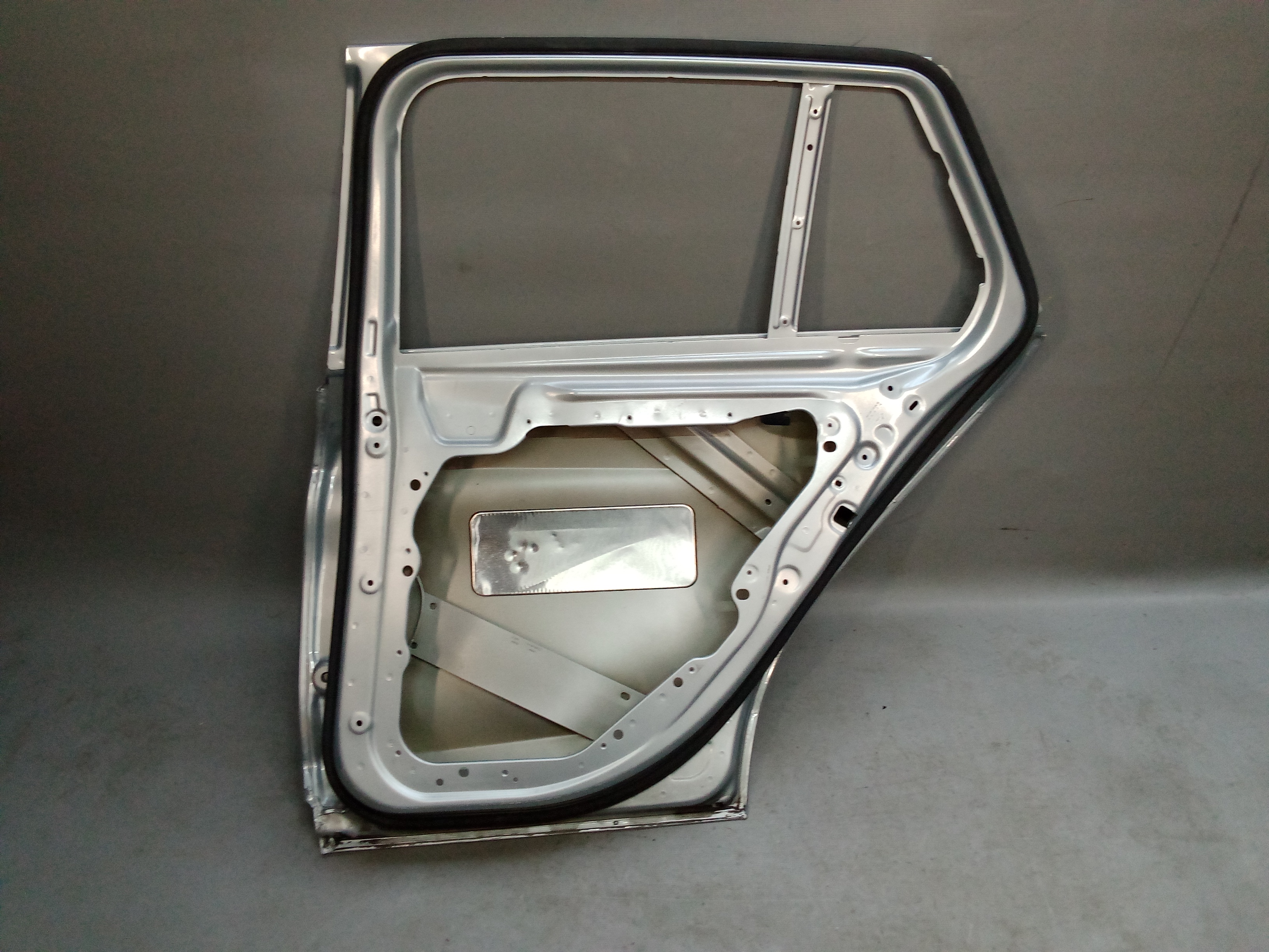 A2057300405 A2057320410 Mercedes W205 C-Klasse Kombi Tür Türe hinten Rechts #F67