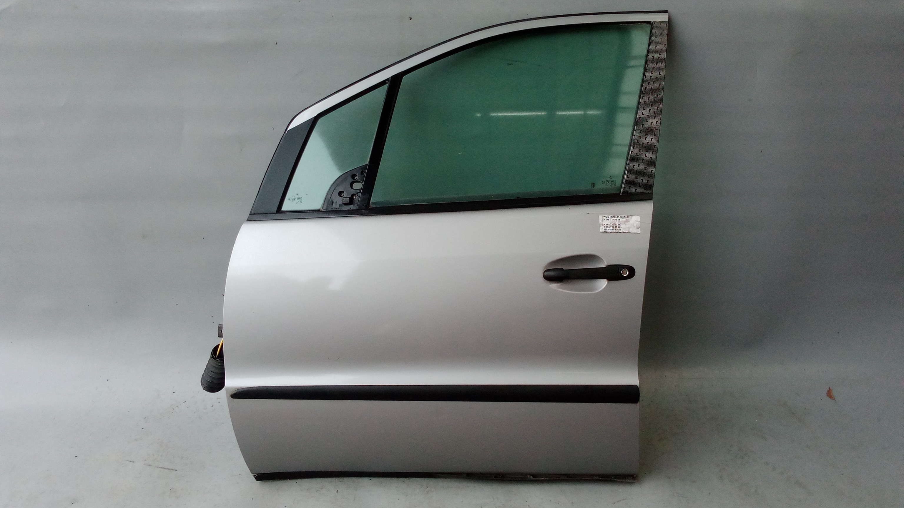 A1687201905 706 Mondsilber Mercedes W168 A-Klasse Türe Tür Vorne Links #A4