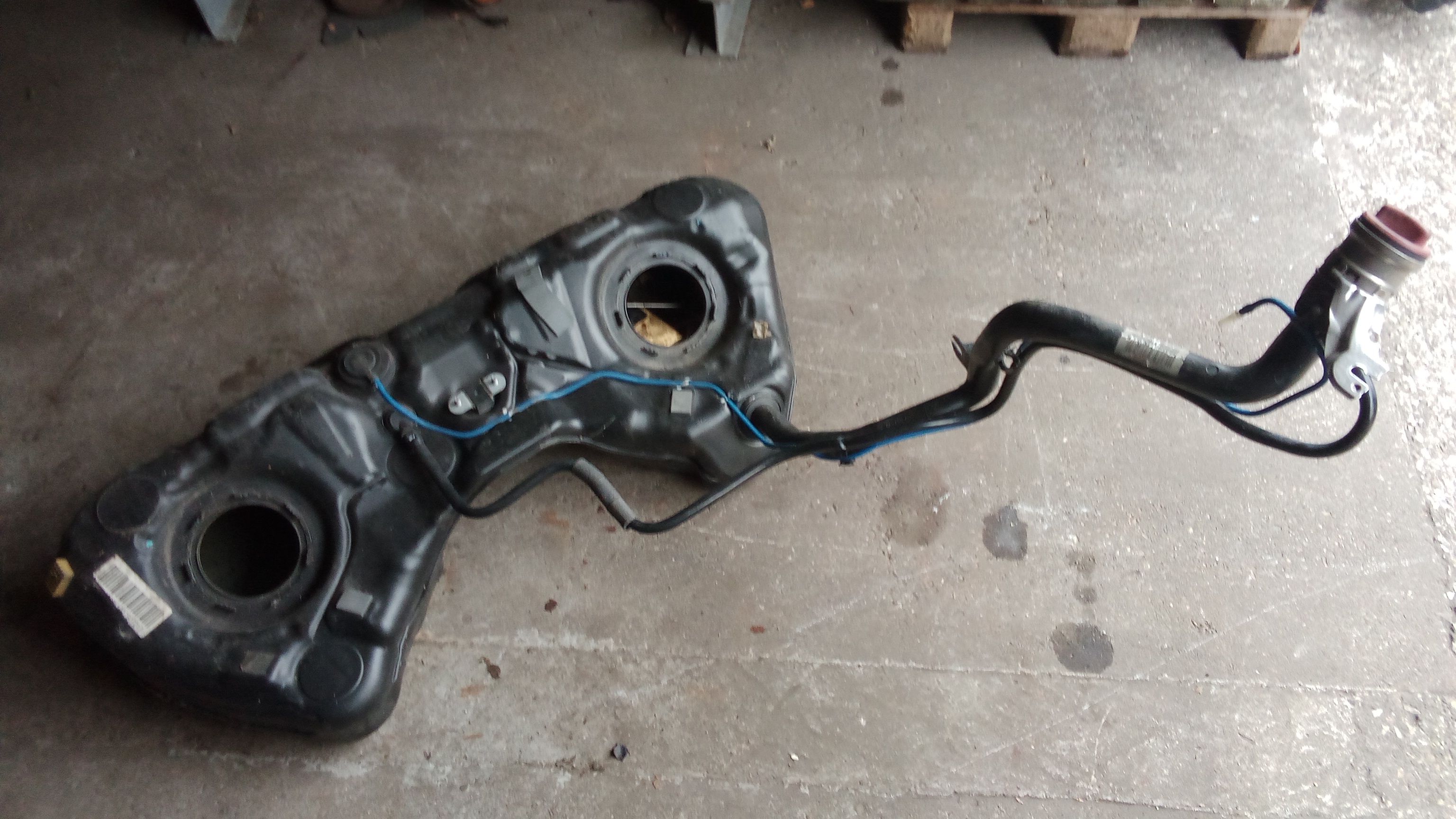 Mercedes W204 C-Klasse C207 E-Coupe Diesel Tank Kraftstofftank Tankgeber A2044703802 / A2044707501 #17