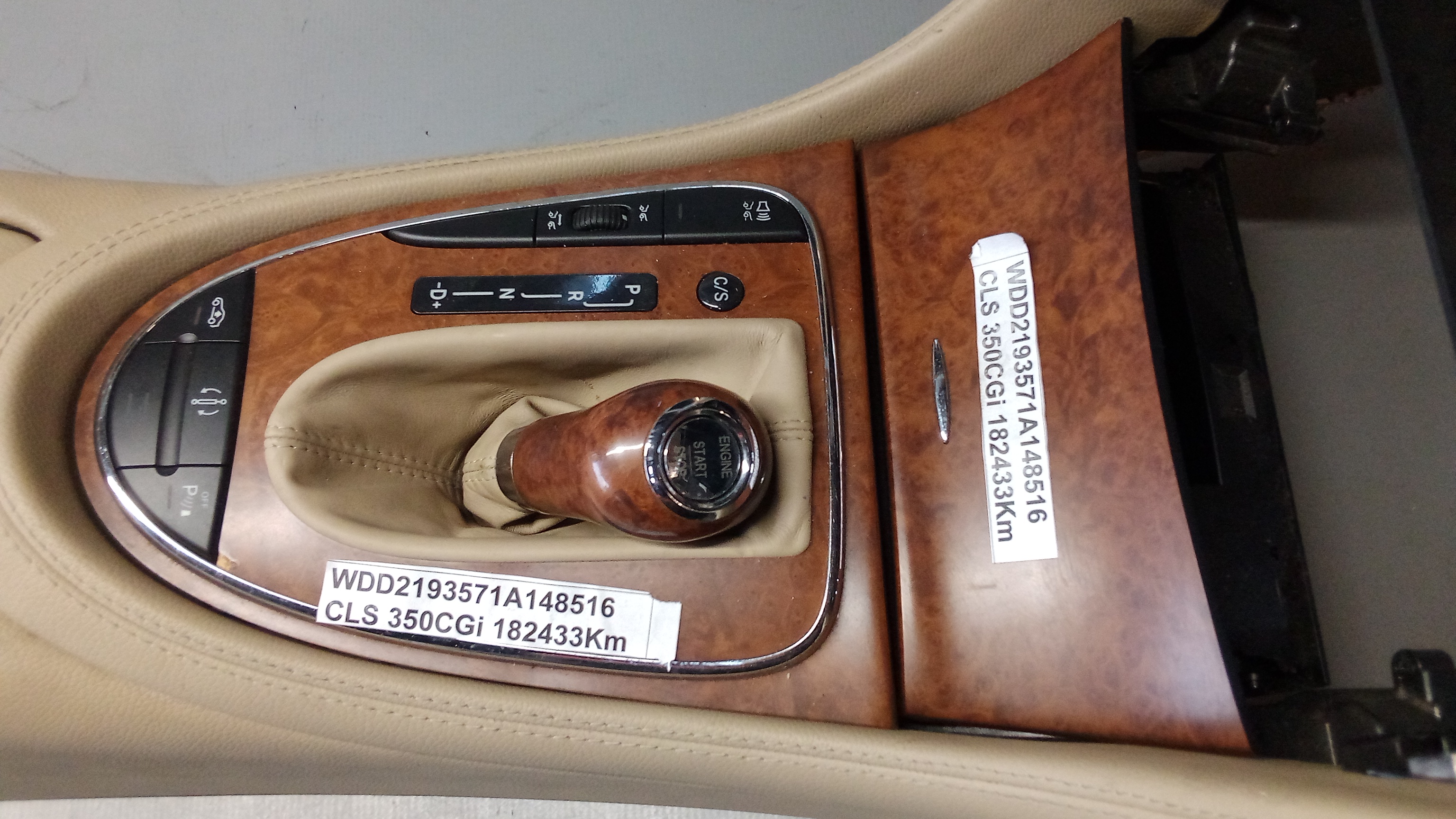 A2196800510 A2192671210 Mercedes W219 Mittelarmlehne Start Stop #25