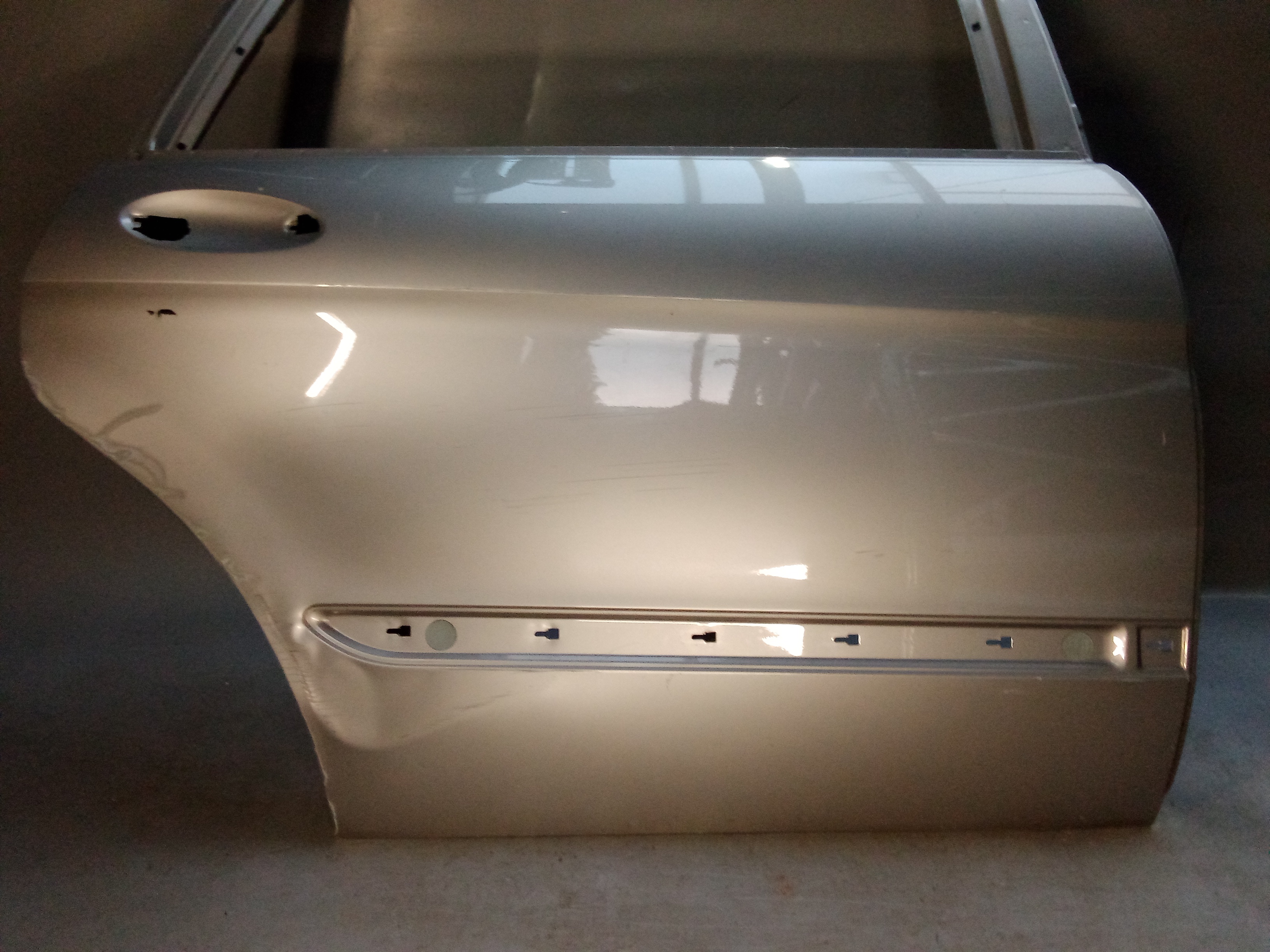 A2517301205 A2517300405 744 W251 R-Klasse Lang Tür Hinten Rechts Silber #S7