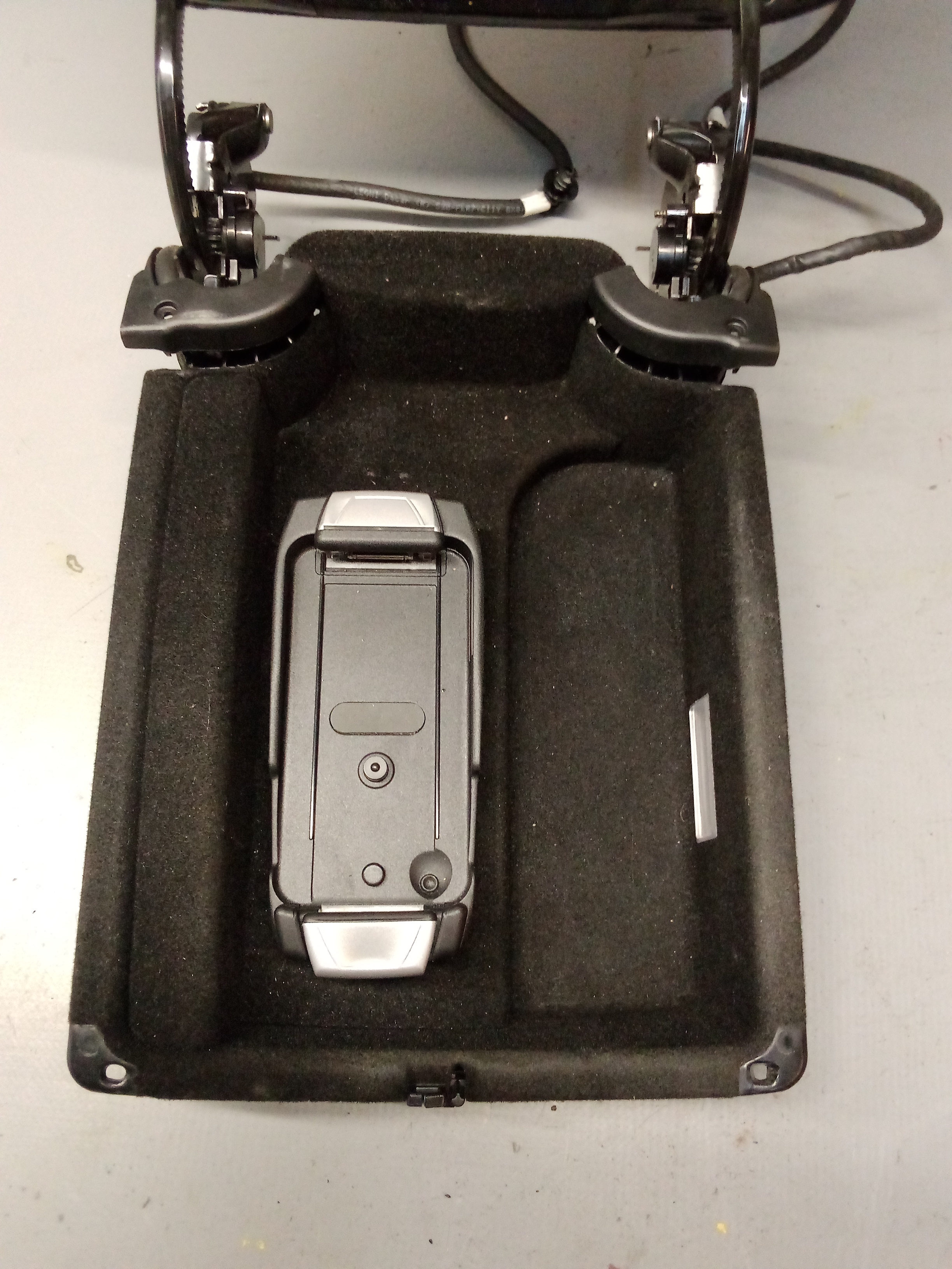 A2516801439 9D52 Mercedes-Benz W251 R-Klasse Mittelarmlehne Klappe Schwarz #25