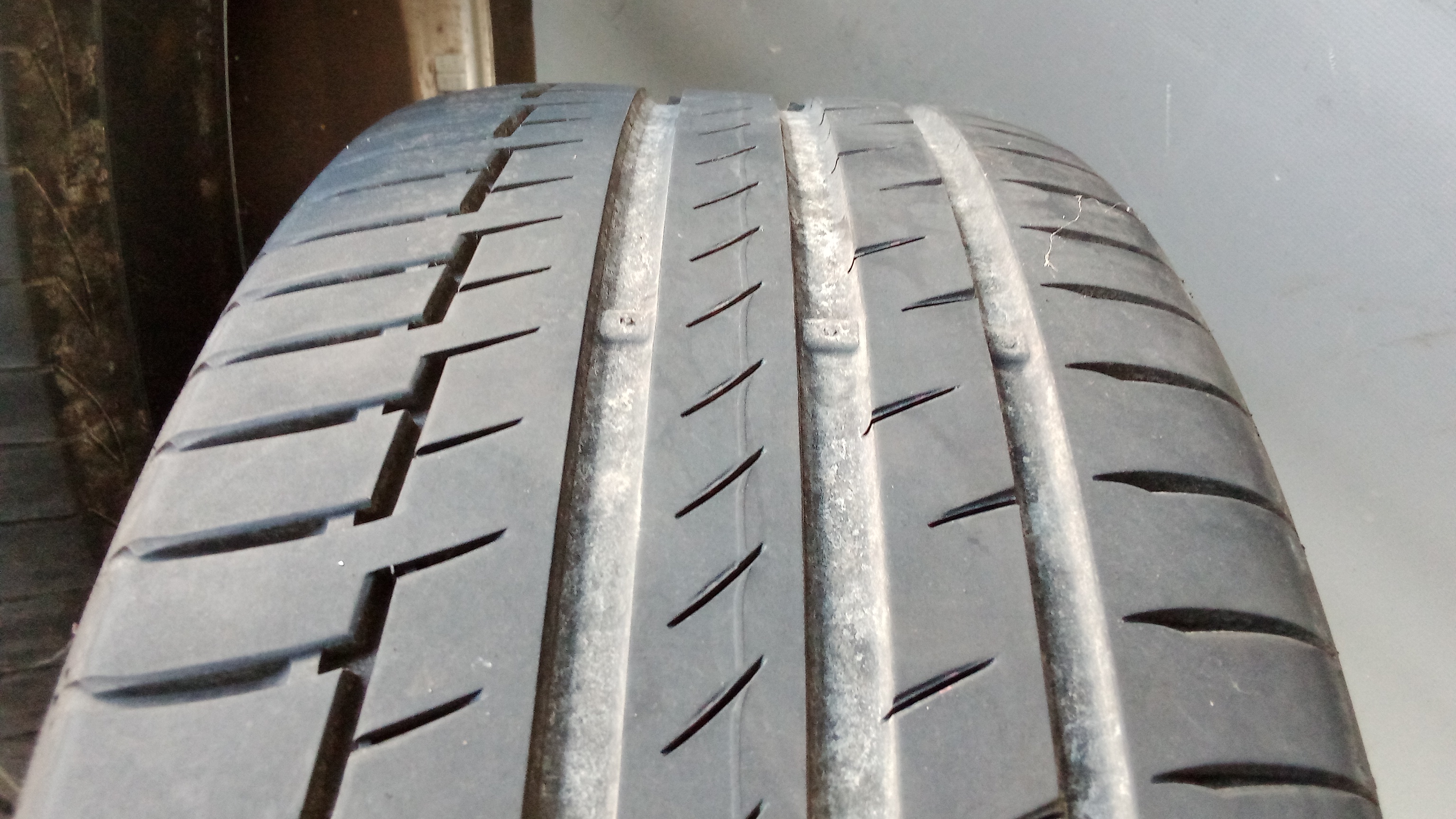 A1404011002 Mercedes W221 S-Klasse Alufelgen Sommerreifen 235 60 R16 100W #XG