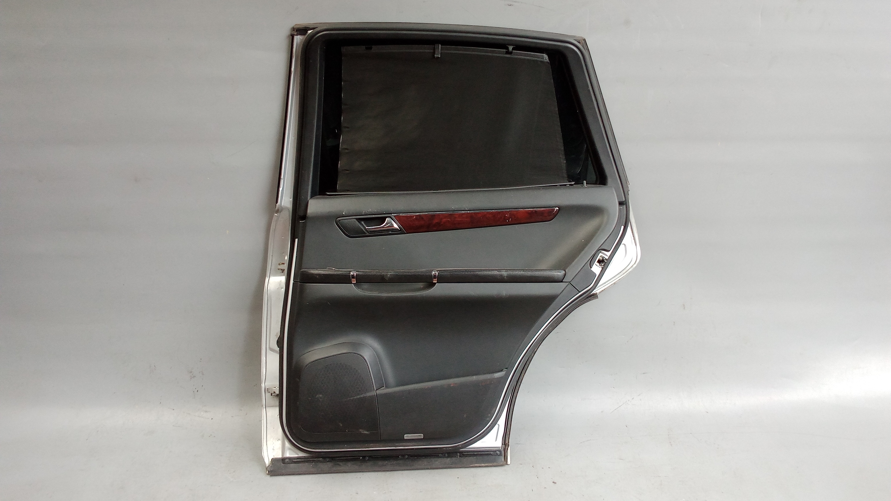 A2517301005 A2517300205 775 Mercedes W251 R-Klasse Tür Hinten Rechts Iridiumsilber #R2