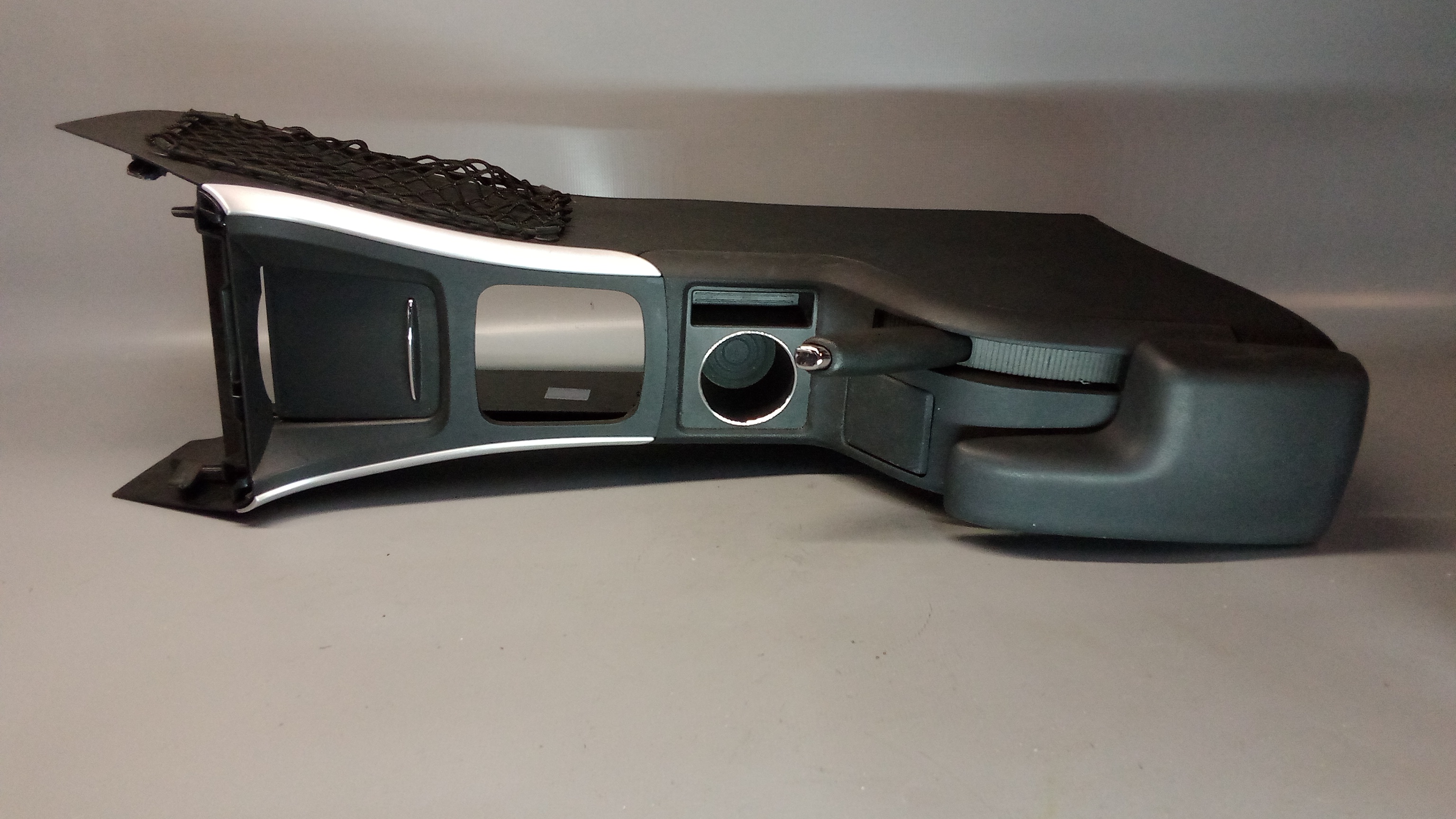 A1696800150 9051 Mercedes W245 B-Klasse Mittelarmlehne #2